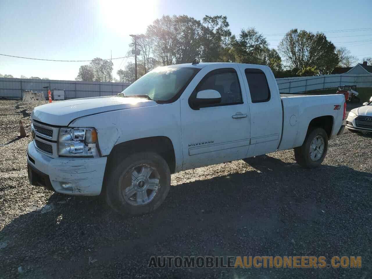 1GCRKTE77DZ355550 CHEVROLET All Models 2013