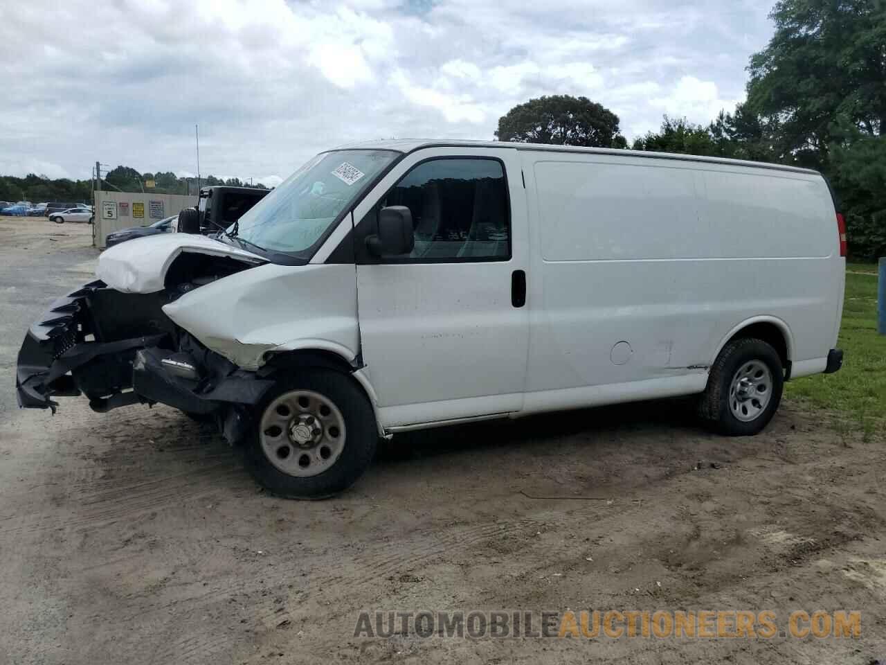 1GCSGAFX4E1175528 CHEVROLET EXPRESS 2014