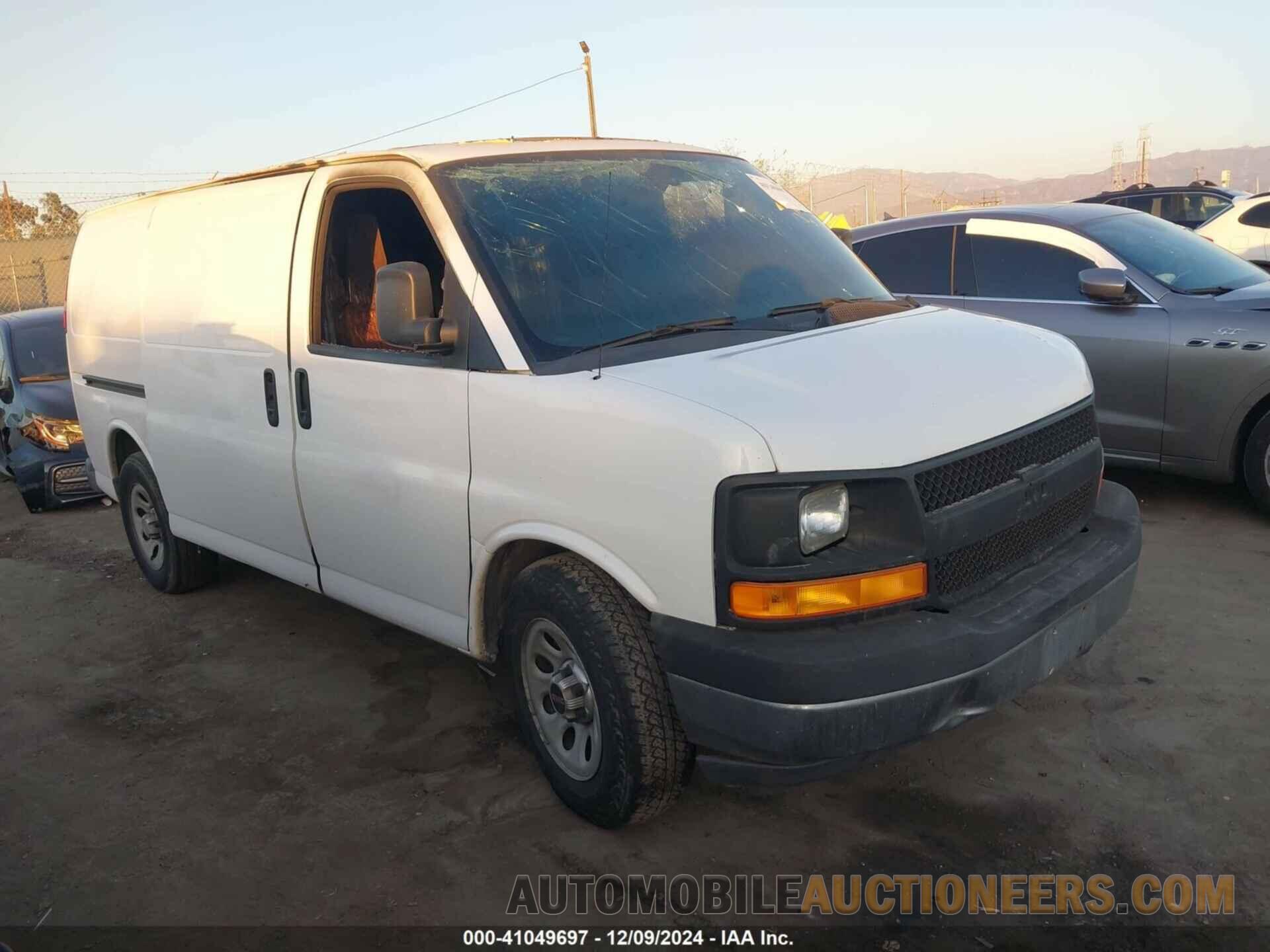 1GCSGAFX7D1116665 CHEVROLET EXPRESS 1500 2013