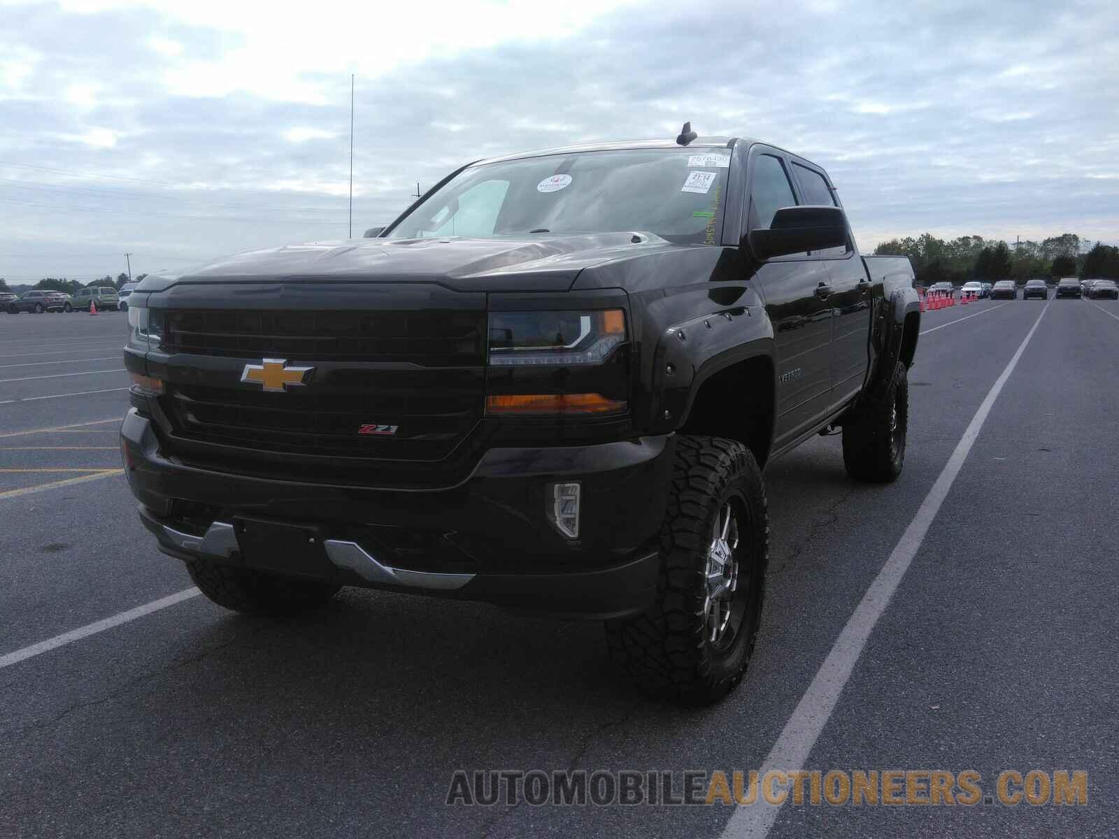 1GCUKREC1JF126529 Chevrolet Silverado 1500 2018