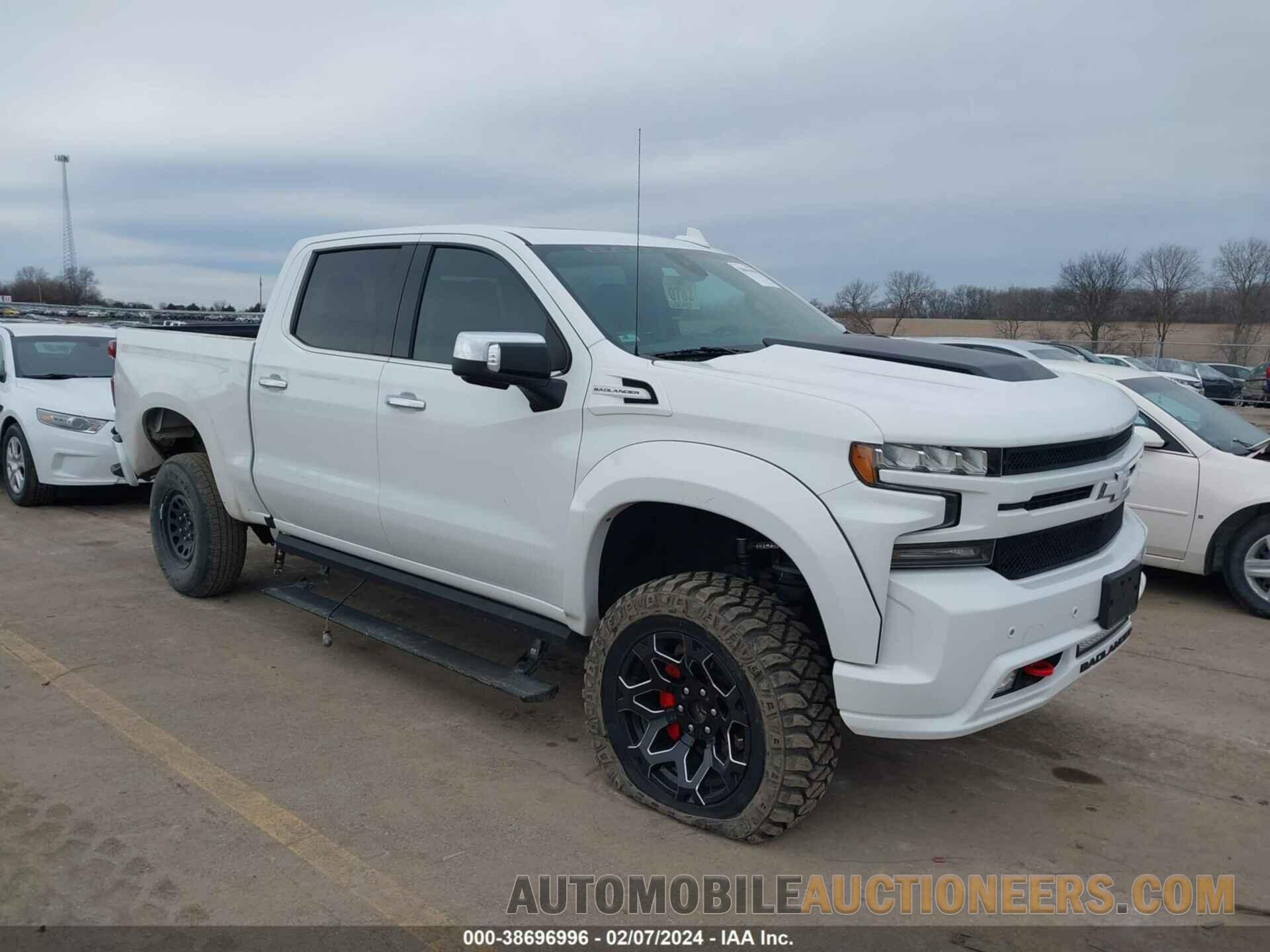 1GCUYGEL4MZ281825 CHEVROLET SILVERADO 1500 2021