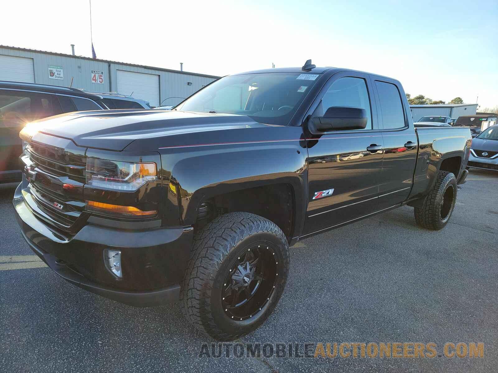 1GCVKREC3JZ140824 Chevrolet Silverado 1500 2018