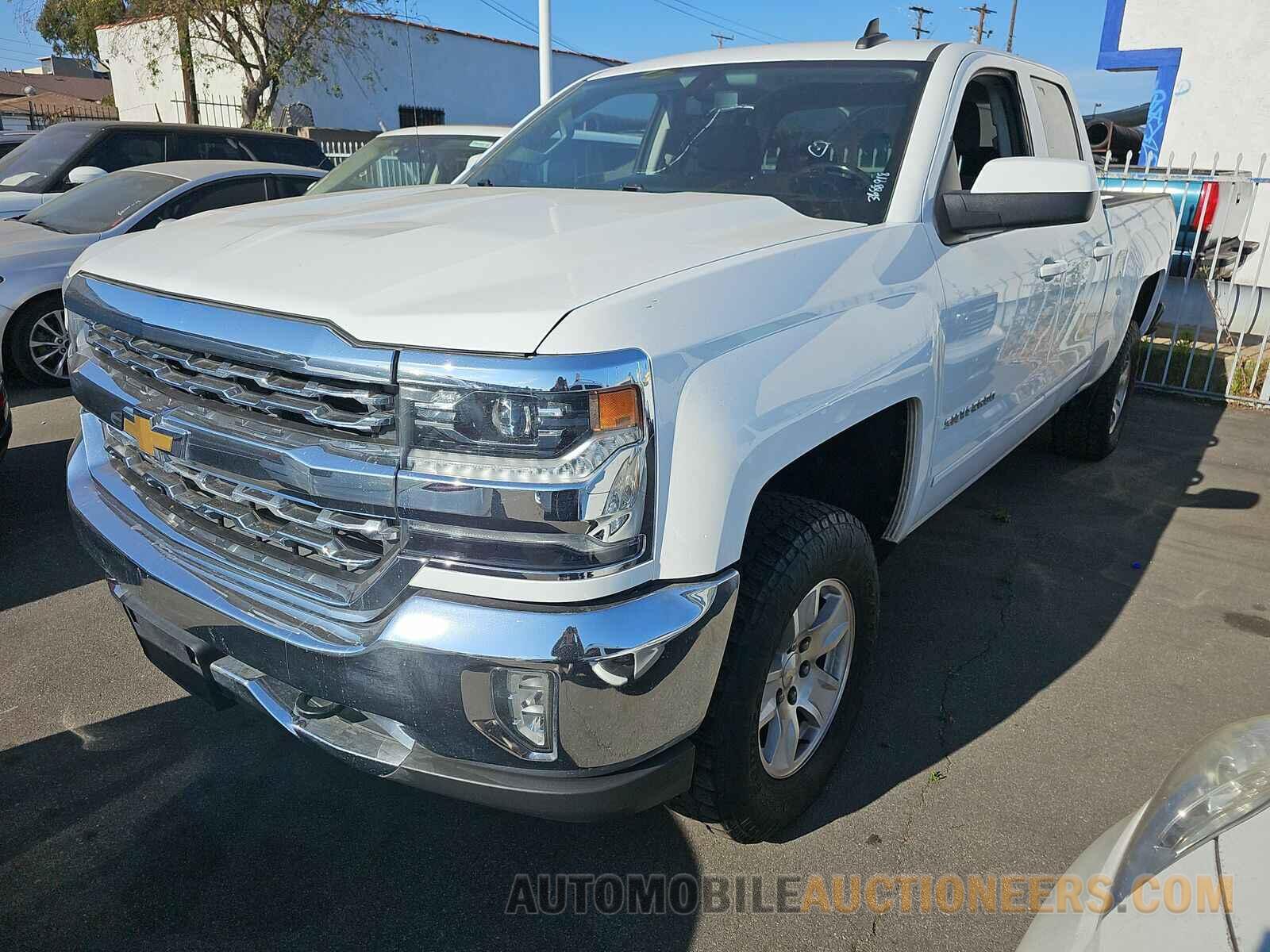 1GCVKREC3JZ355054 Chevrolet Silverado 1500 2018