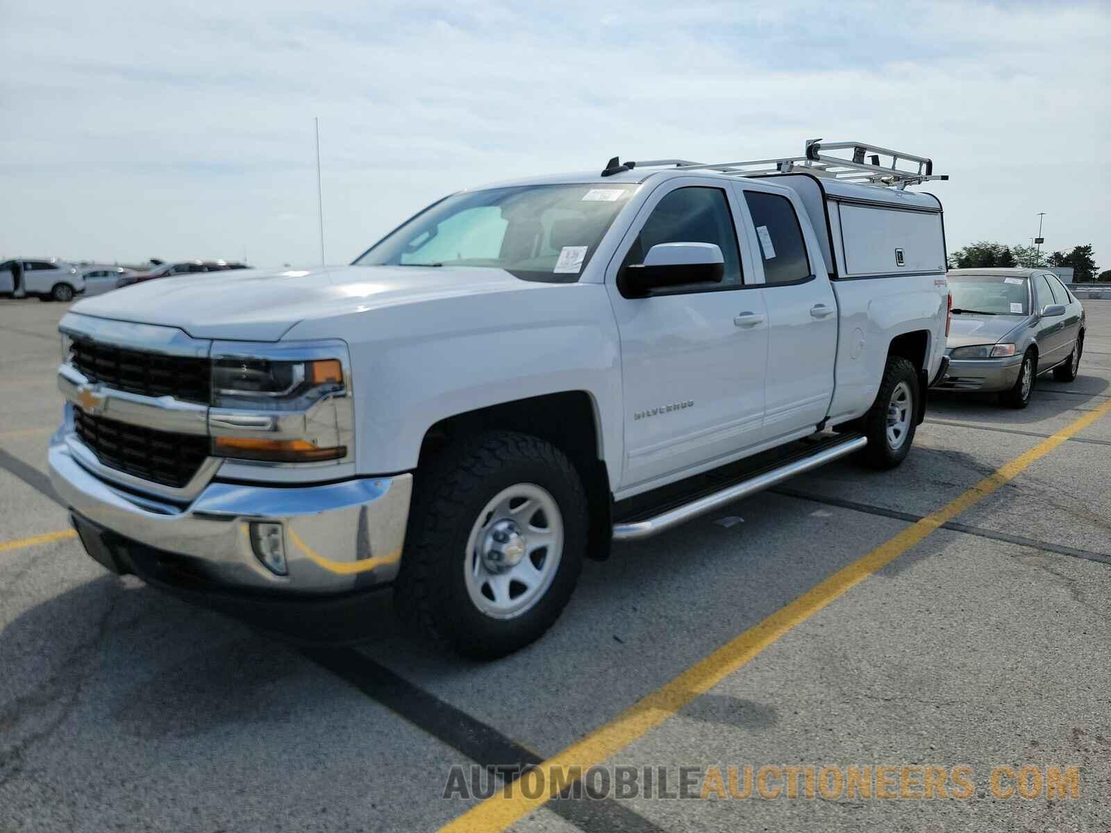 1GCVKREC4JZ338960 Chevrolet Silverado 1500 2018