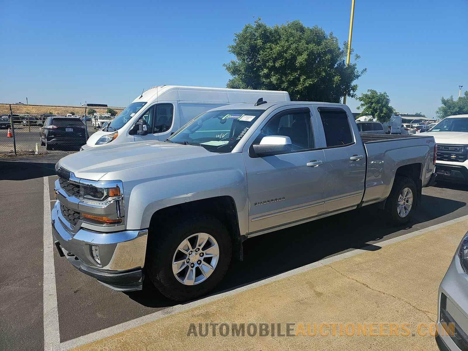 1GCVKREC7JZ102108 Chevrolet Silverado 1500 2018