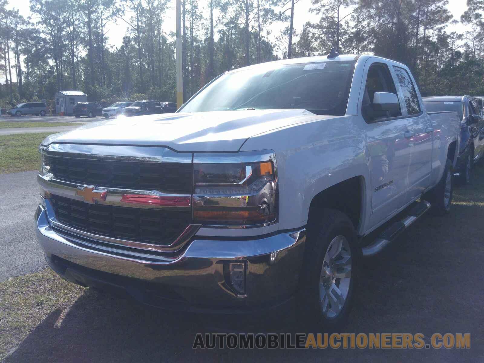 1GCVKREC7JZ144617 Chevrolet Silverado 1500 2018