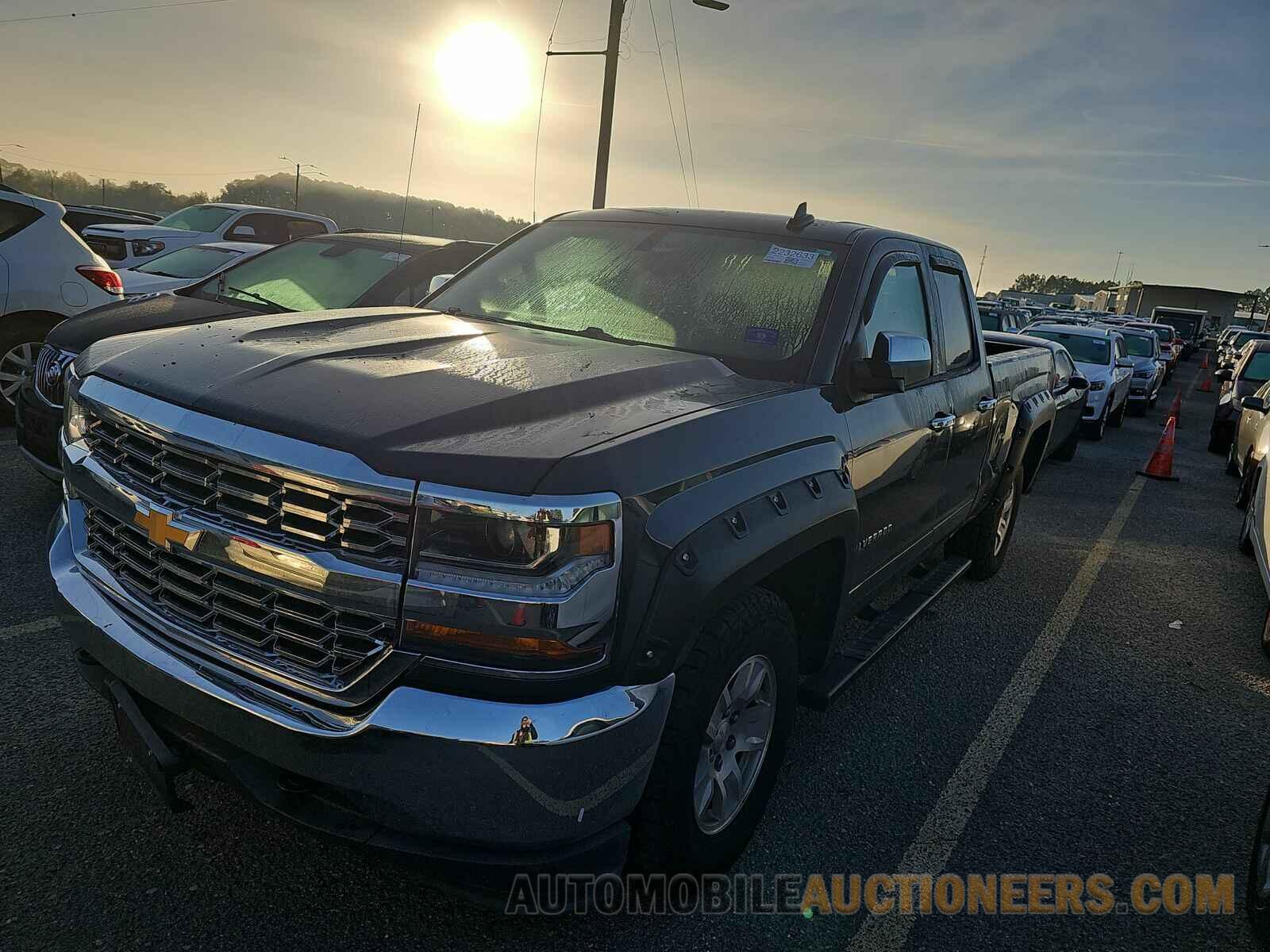 1GCVKREC7JZ306729 Chevrolet Silverado 1500 2018