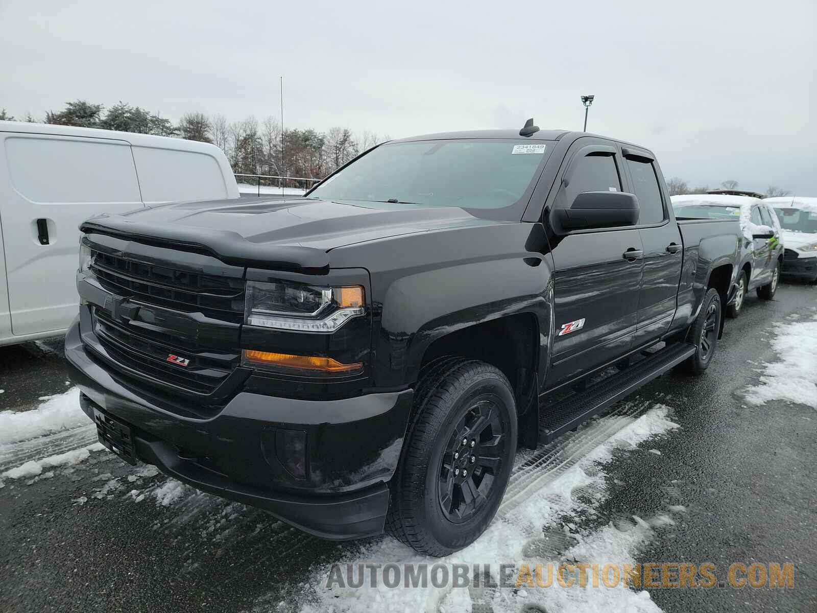 1GCVKREC8JZ273448 Chevrolet Silverado 1500 2018