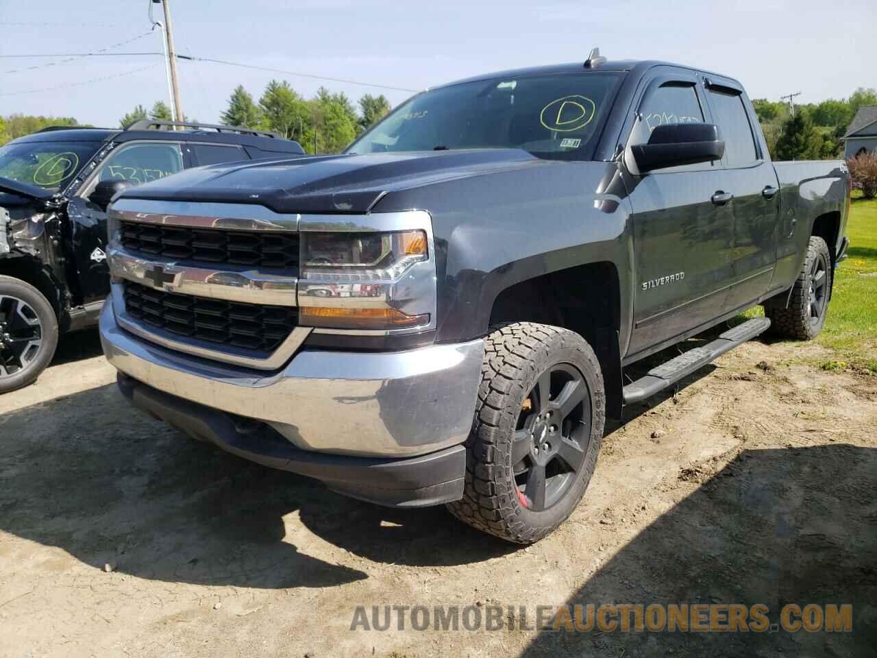 1GCVKREC8JZ363067 CHEVROLET SILVERADO 2018