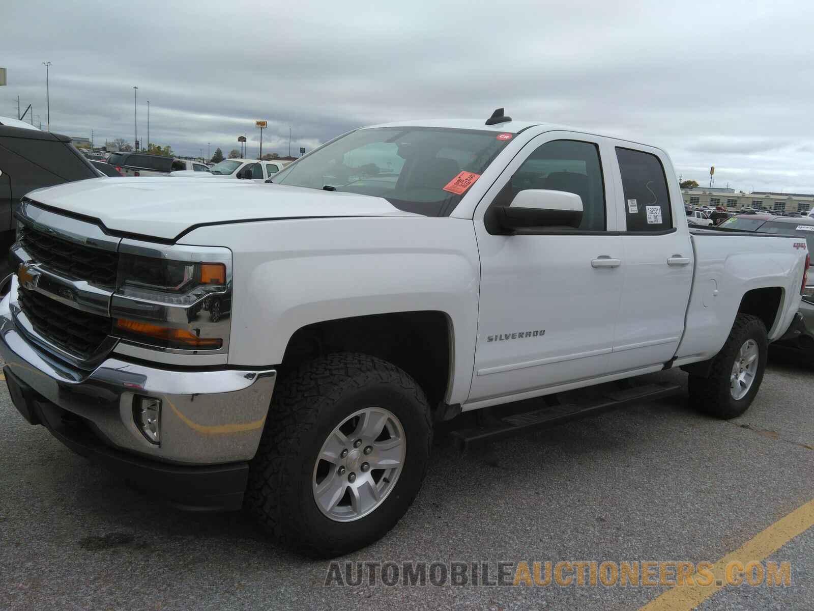 1GCVKREC9JZ377883 Chevrolet Silverado 1500 2018