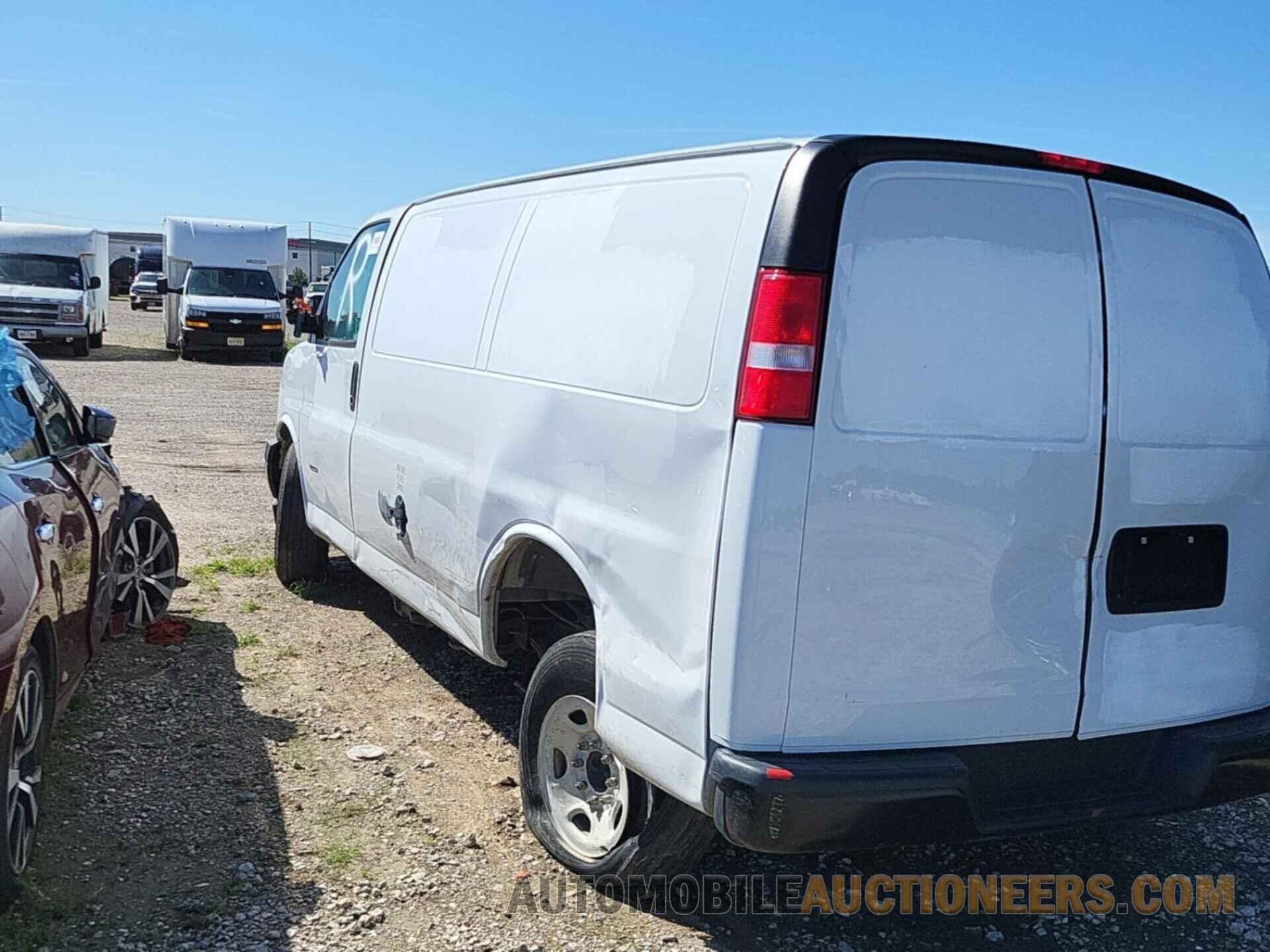 1GCWGAF11N1231552 CHEVROLET EXPRESS G2500 2022