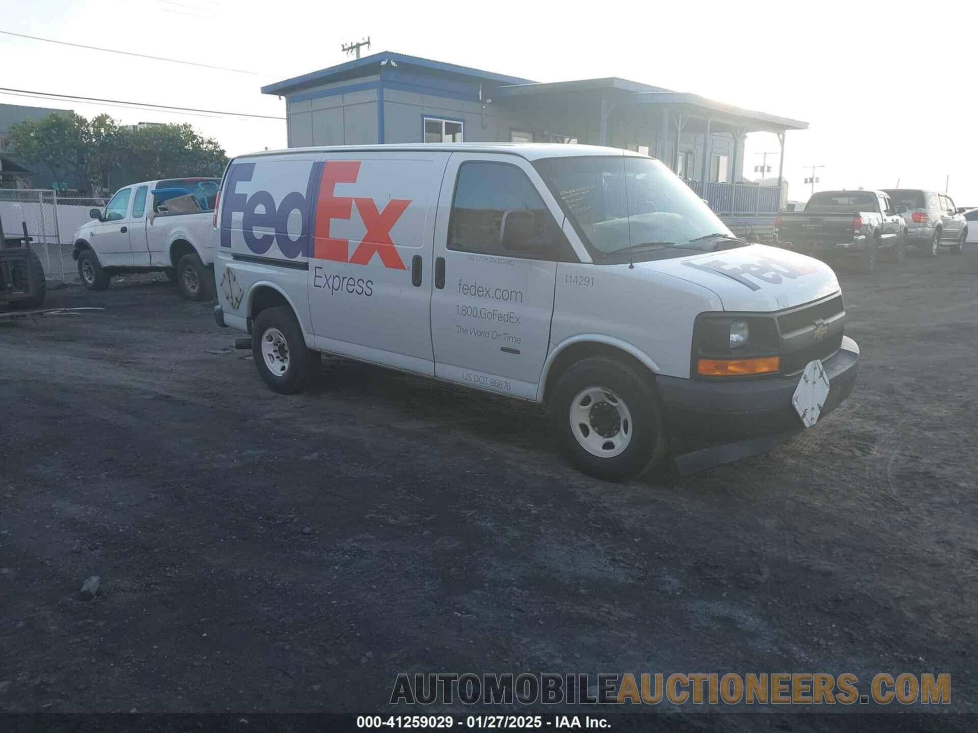 1GCWGAF12H1216899 CHEVROLET EXPRESS 2500 2017