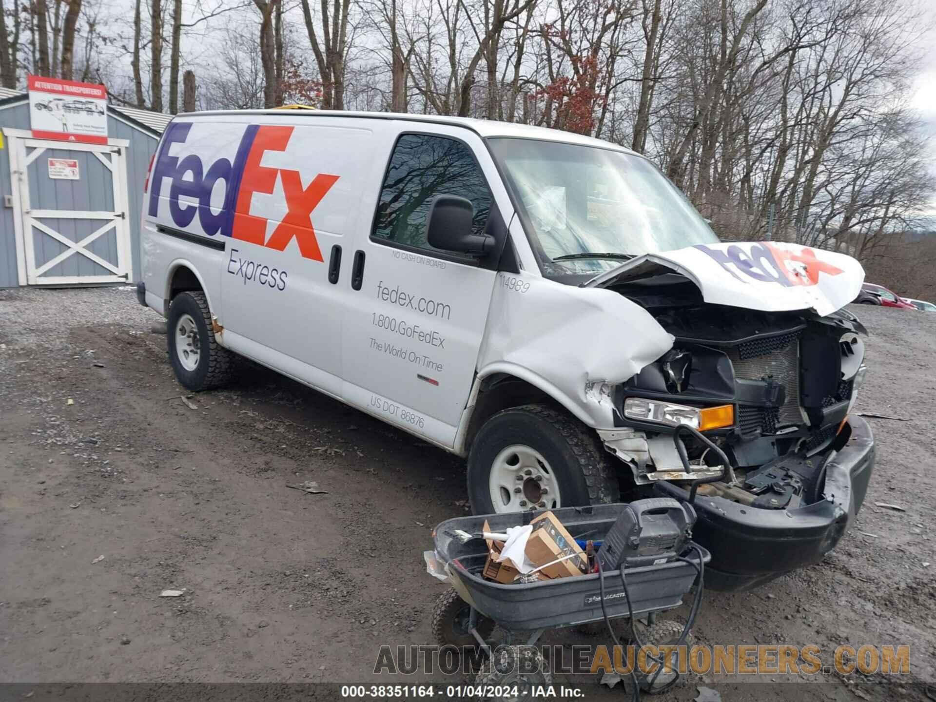 1GCWGAF17H1328002 CHEVROLET EXPRESS 2500 2017