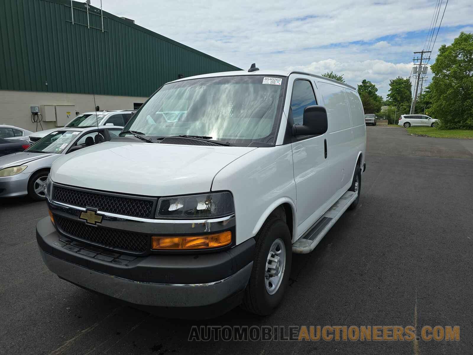 1GCWGAF70M1310097 Chevrolet Express 2500 2021