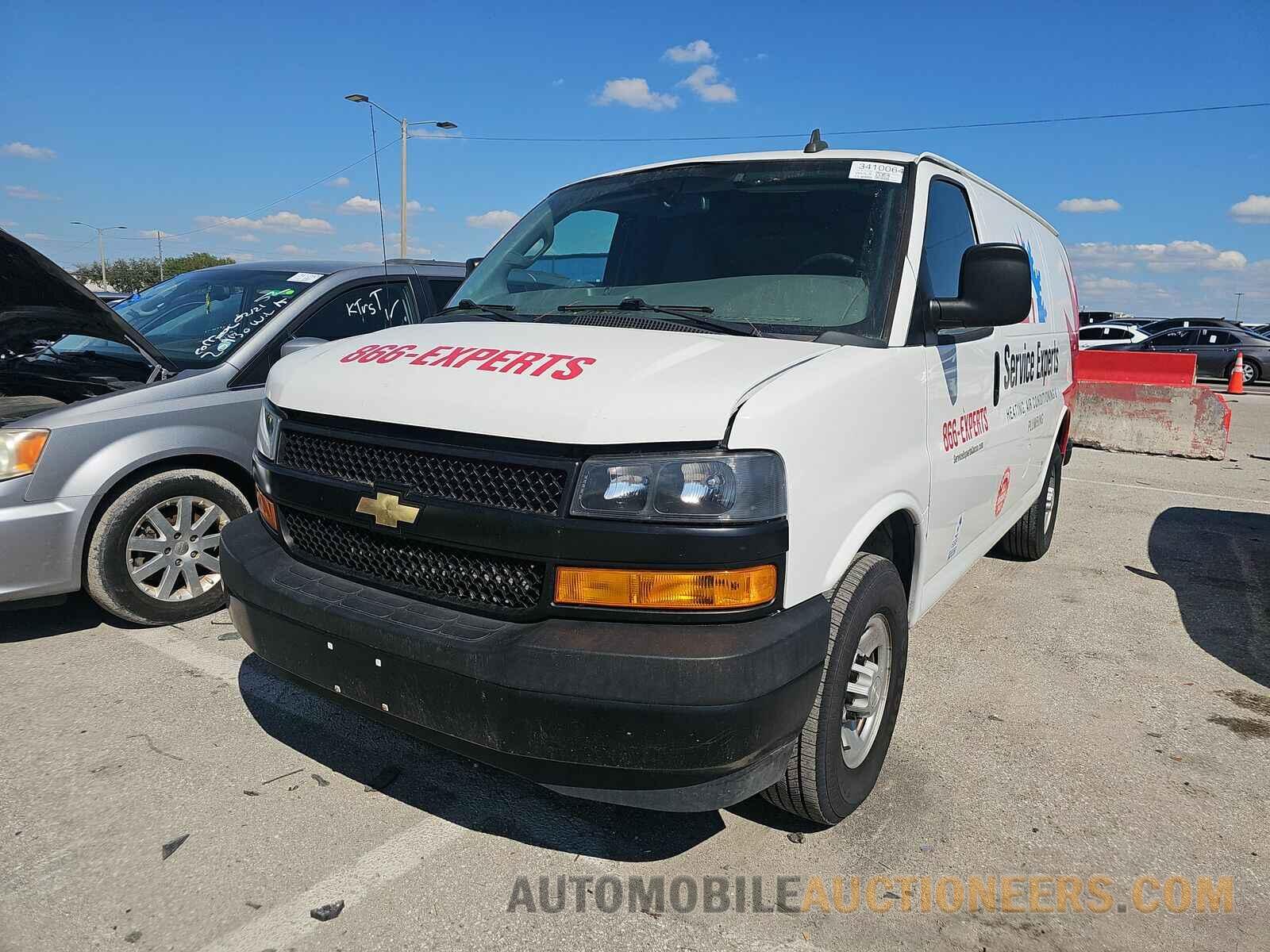 1GCWGAF79M1161656 Chevrolet Express 2500 2021