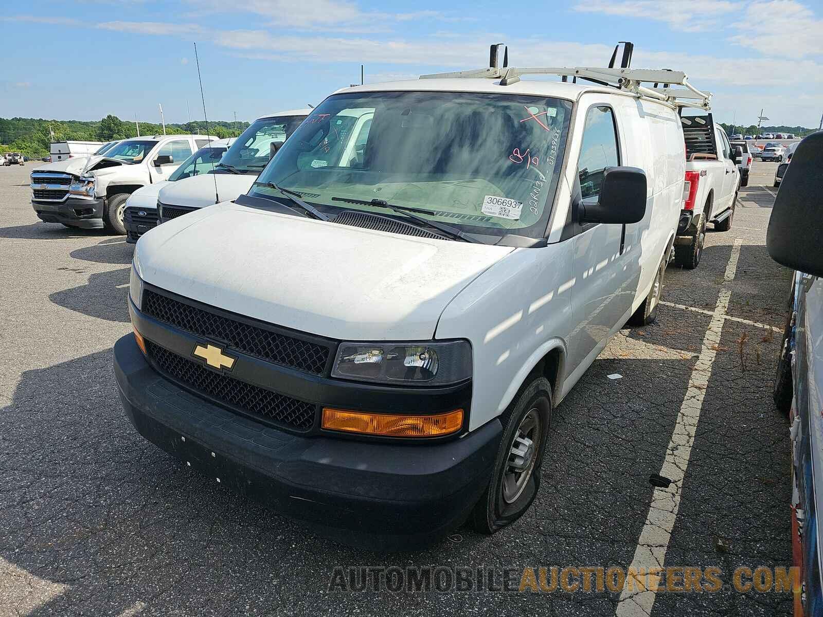 1GCWGAFB6J1339636 Chevrolet Express 2500 2018