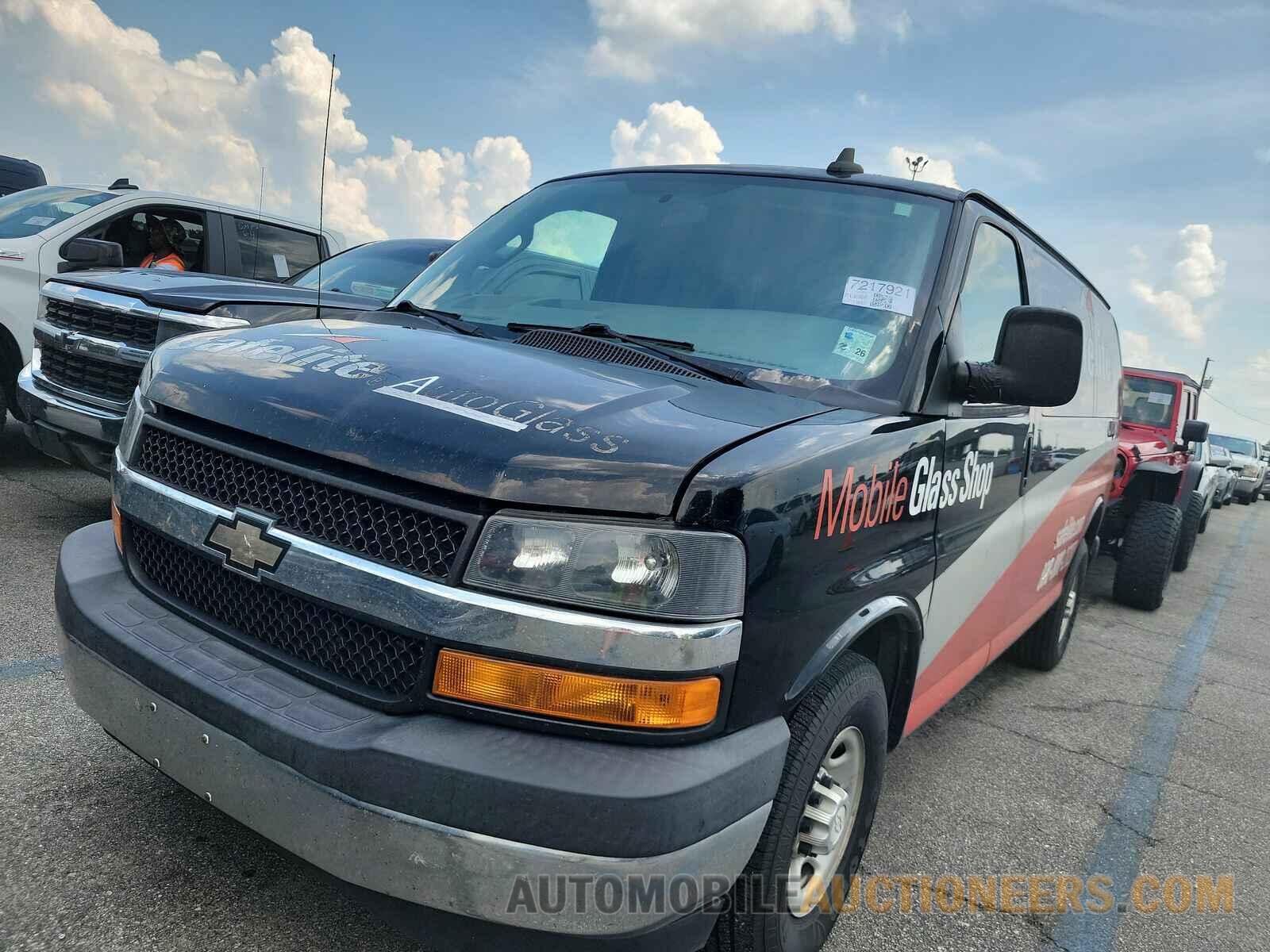 1GCWGAFF8H1162004 Chevrolet Express 2500 2017