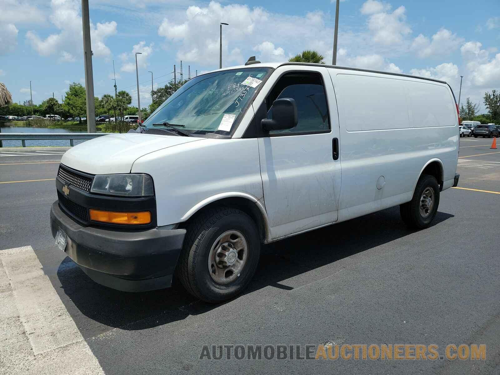 1GCWGAFG1J1333352 Chevrolet Express 2500 2018