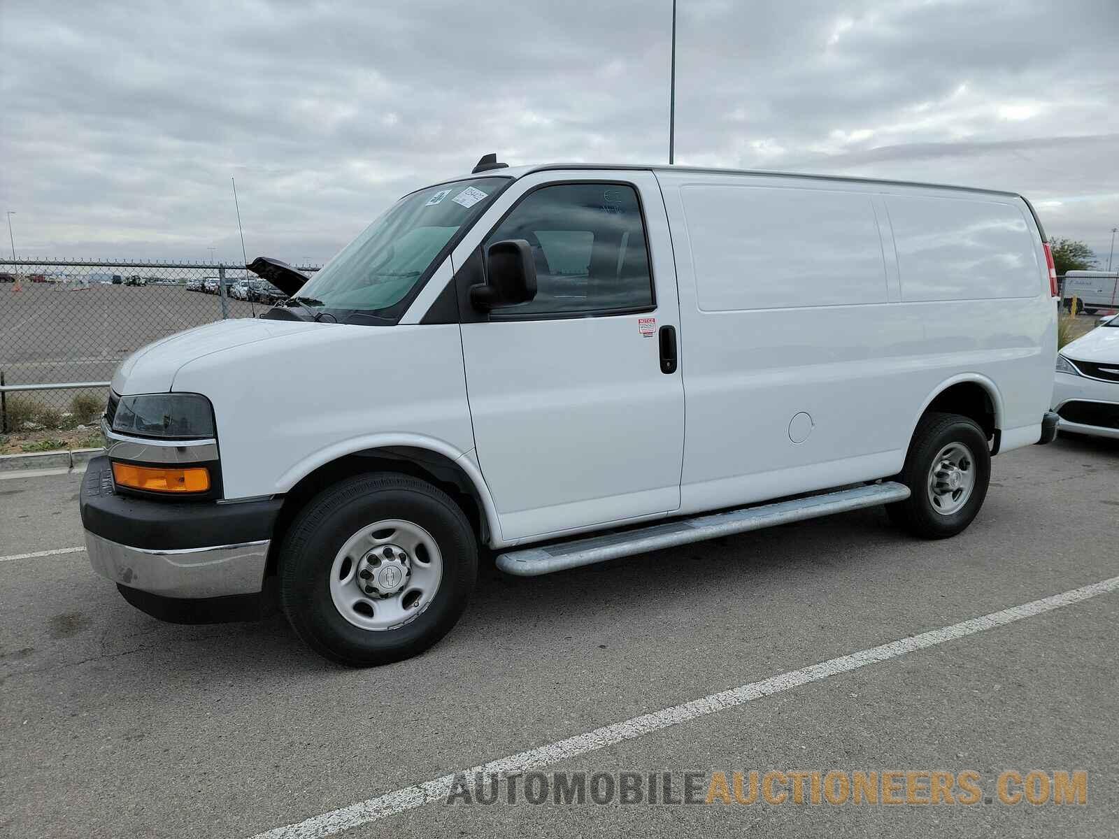 1GCWGAFG2K1320725 Chevrolet Express 2500 2019