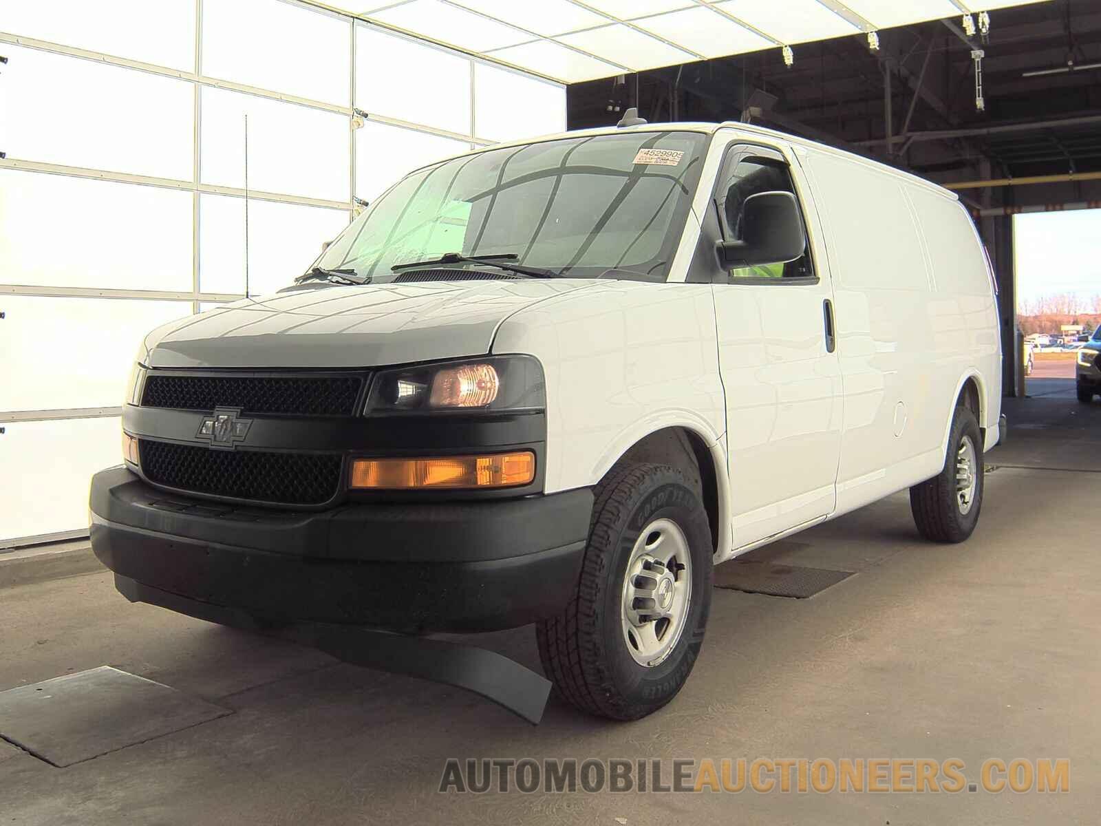 1GCWGAFG4K1364287 Chevrolet Express 2500 2019