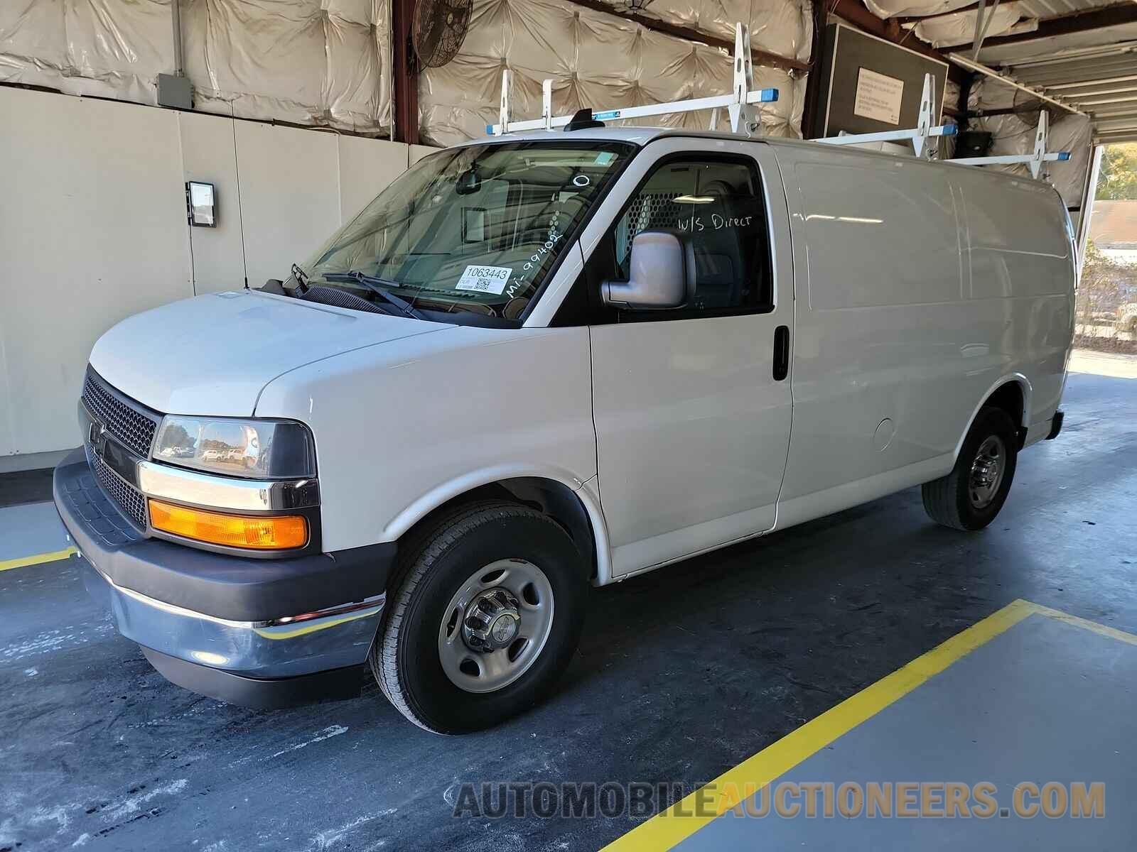 1GCWGAFP0J1343872 Chevrolet Express 2500 2018