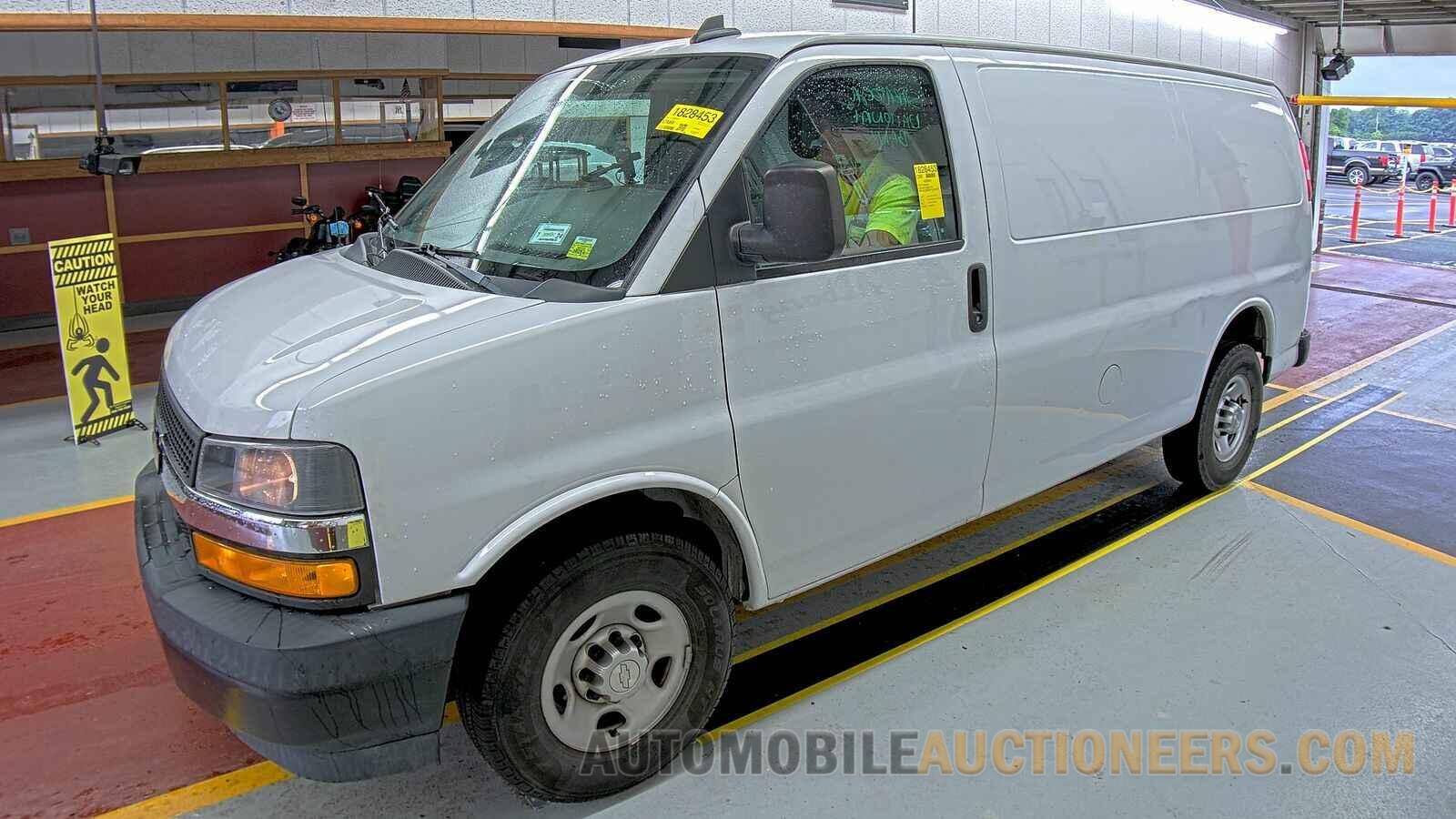 1GCWGAFP1J1283407 Chevrolet Express 2500 2018