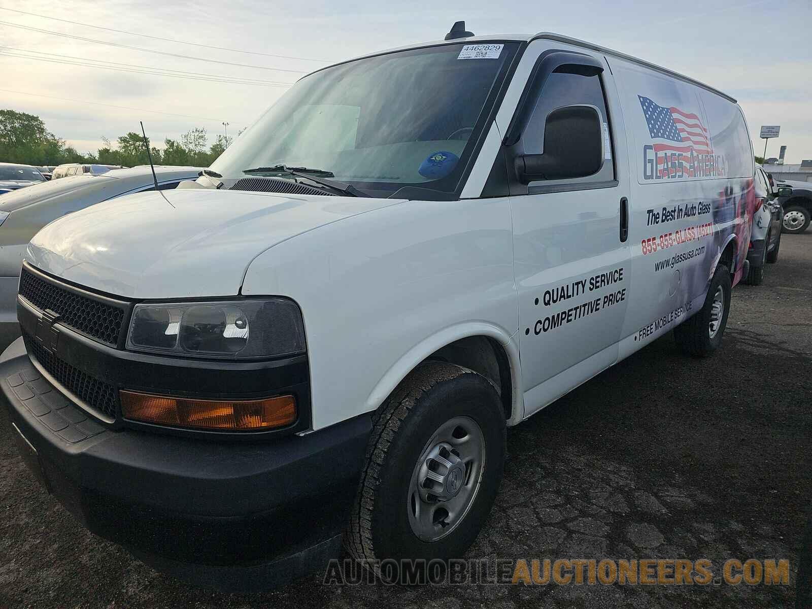 1GCWGAFP1J1299770 Chevrolet Express 2500 2018