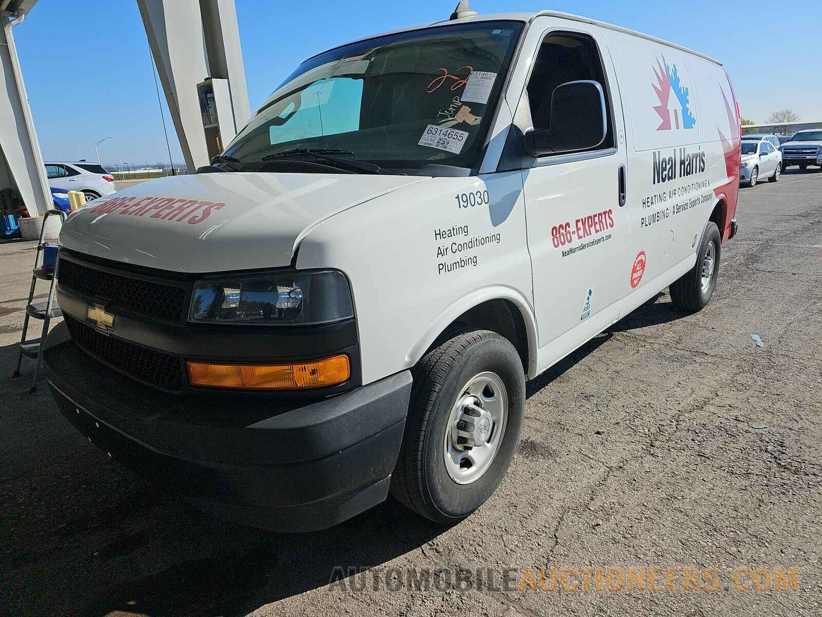 1GCWGAFP2K1190297 Chevrolet Express 2500 2019