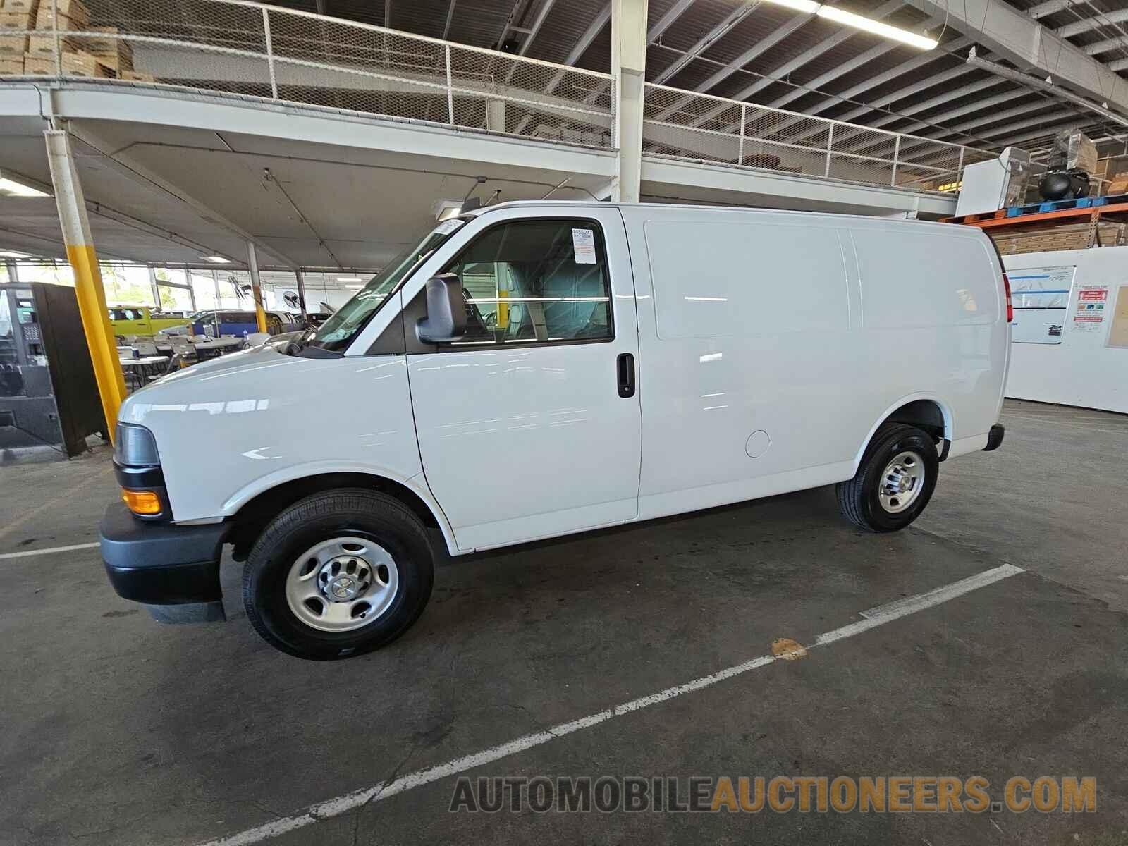 1GCWGAFP2M1236519 Chevrolet Express 2500 2021