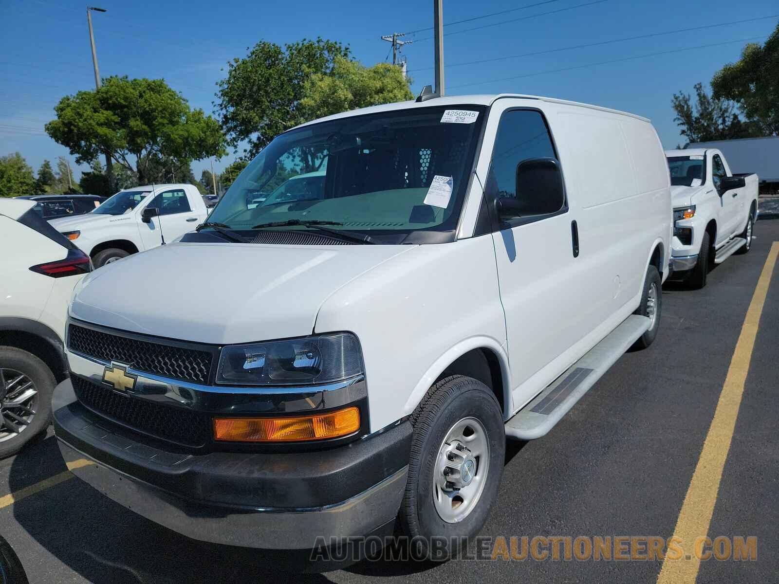 1GCWGAFP3M1299550 Chevrolet Express 2500 2021