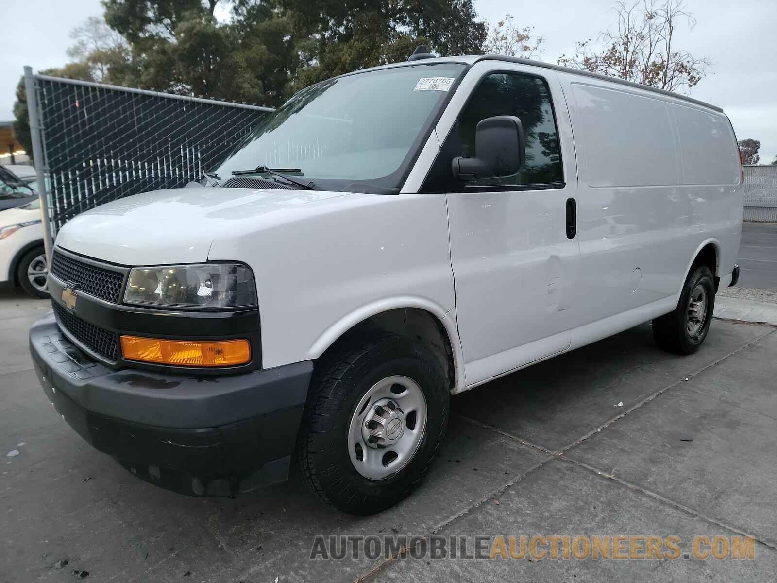 1GCWGAFP5J1334083 Chevrolet Express 2500 2018