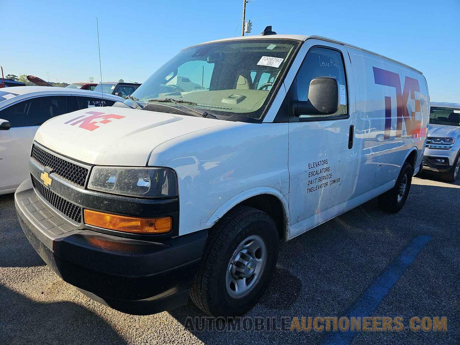 1GCWGAFP6M1240881 Chevrolet Express 2500 2021