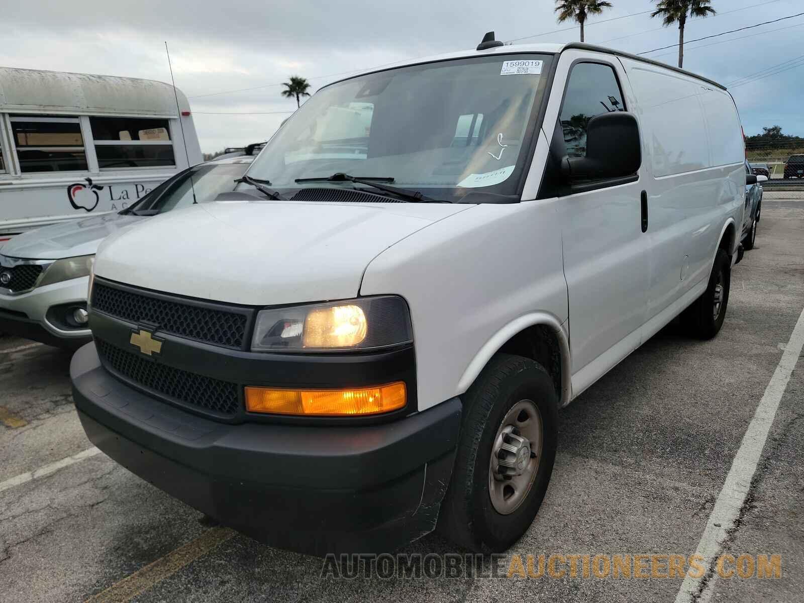 1GCWGAFP8M1219661 Chevrolet Express 2500 2021