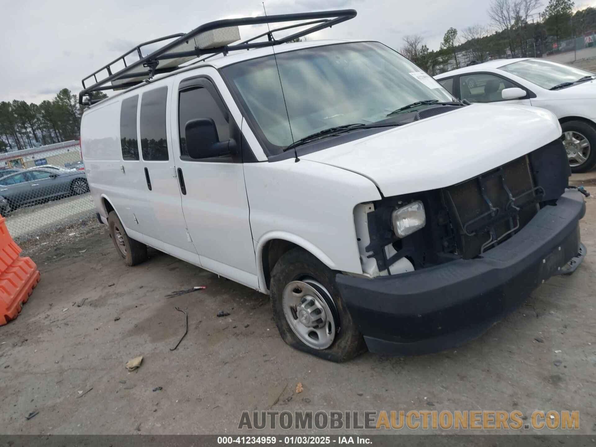 1GCWGBFG4H1348685 CHEVROLET EXPRESS 2500 2017