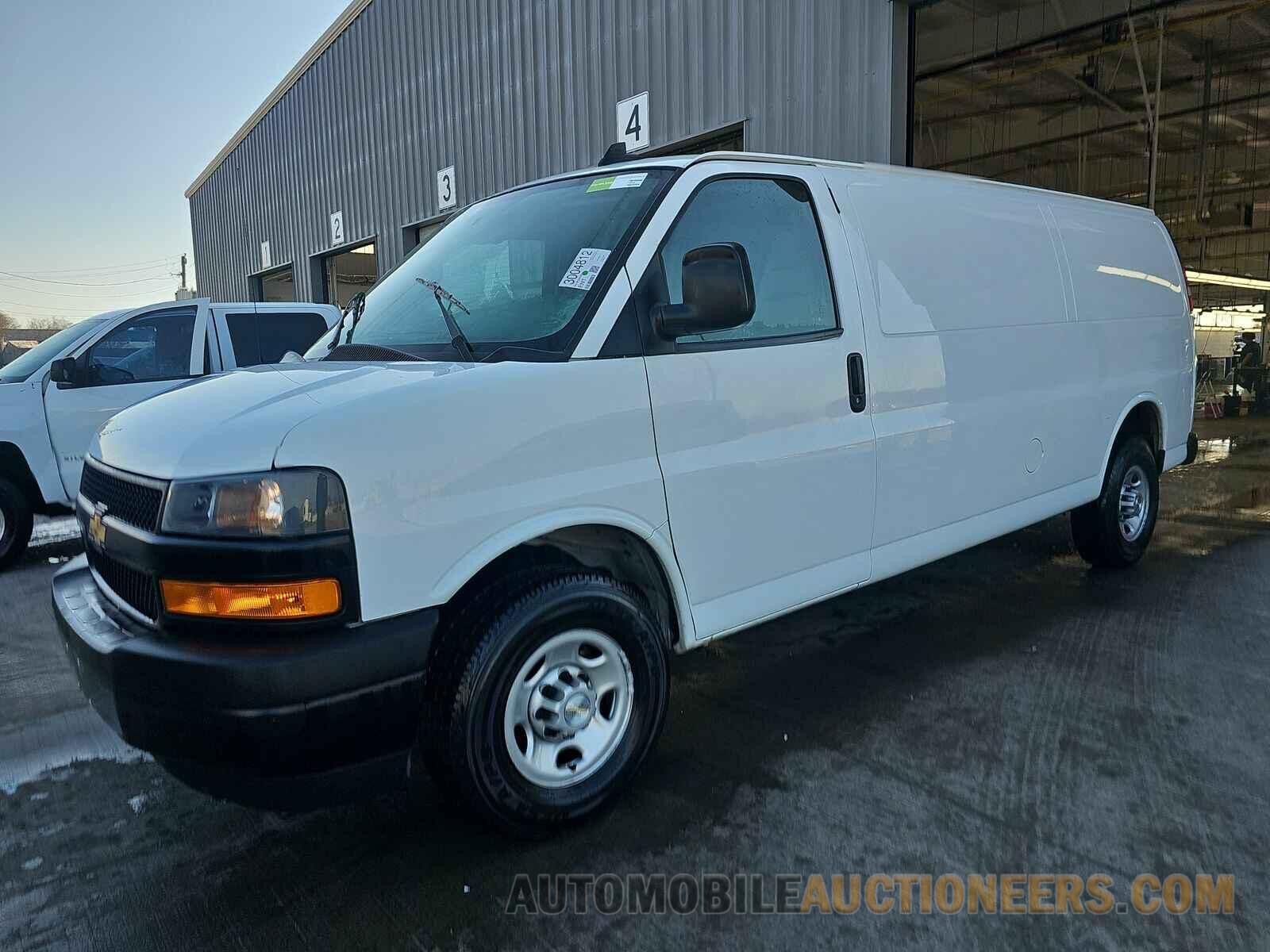 1GCWGBFP3M1245588 Chevrolet Express 2500 2021