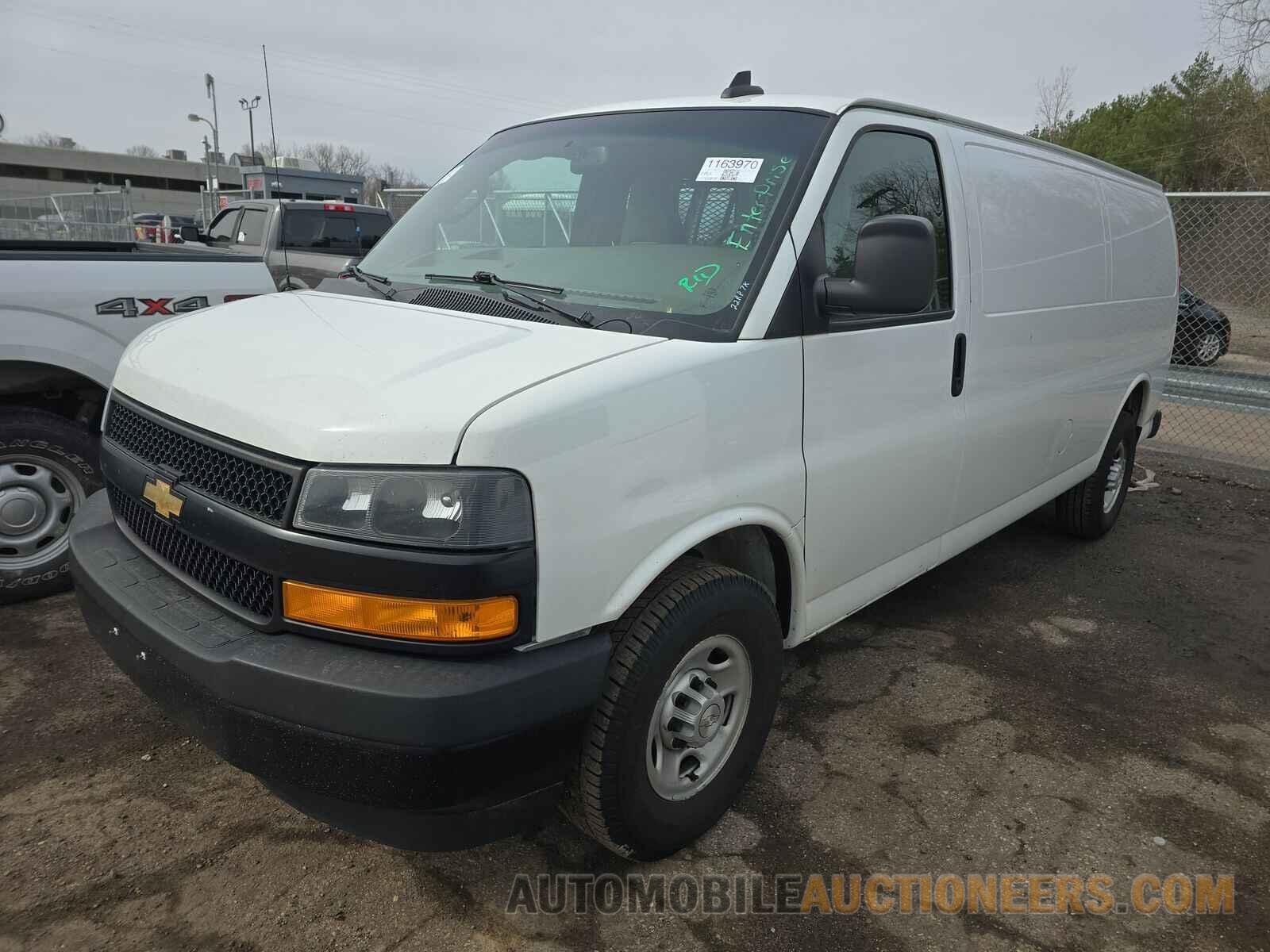 1GCWGBFP5J1338690 Chevrolet Express 2500 2018