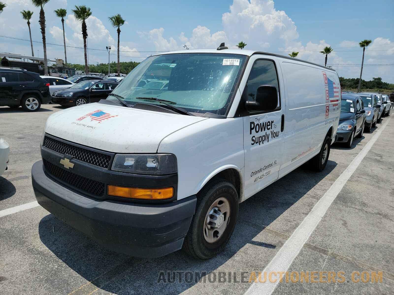 1GCWGBFP8K1243882 Chevrolet Express 2500 2019