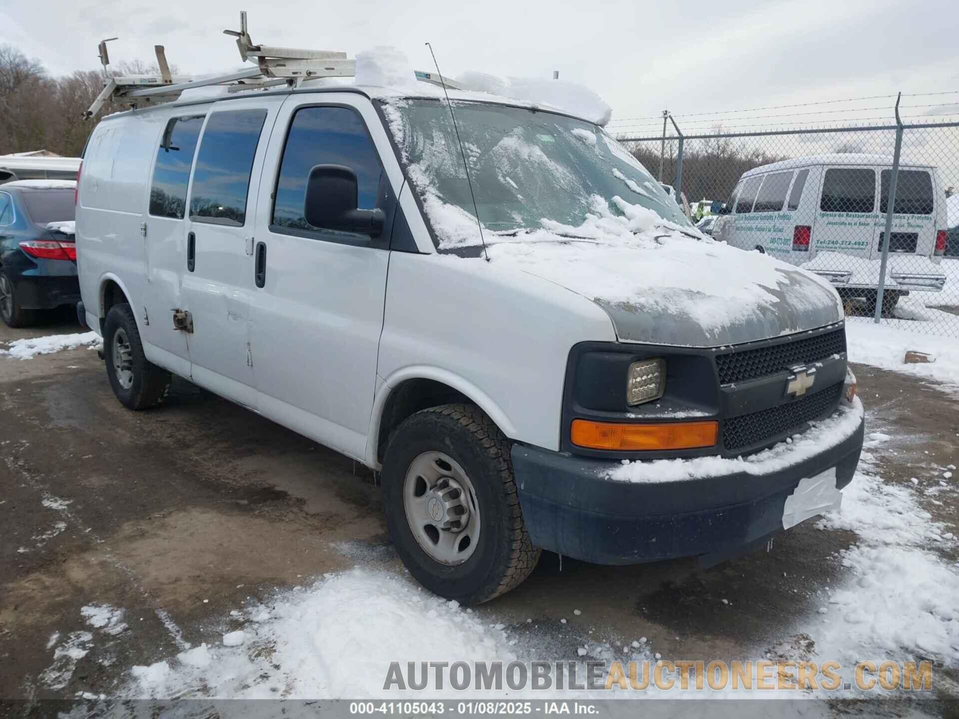 1GCWGFBA7B1113665 CHEVROLET EXPRESS 2500 2011