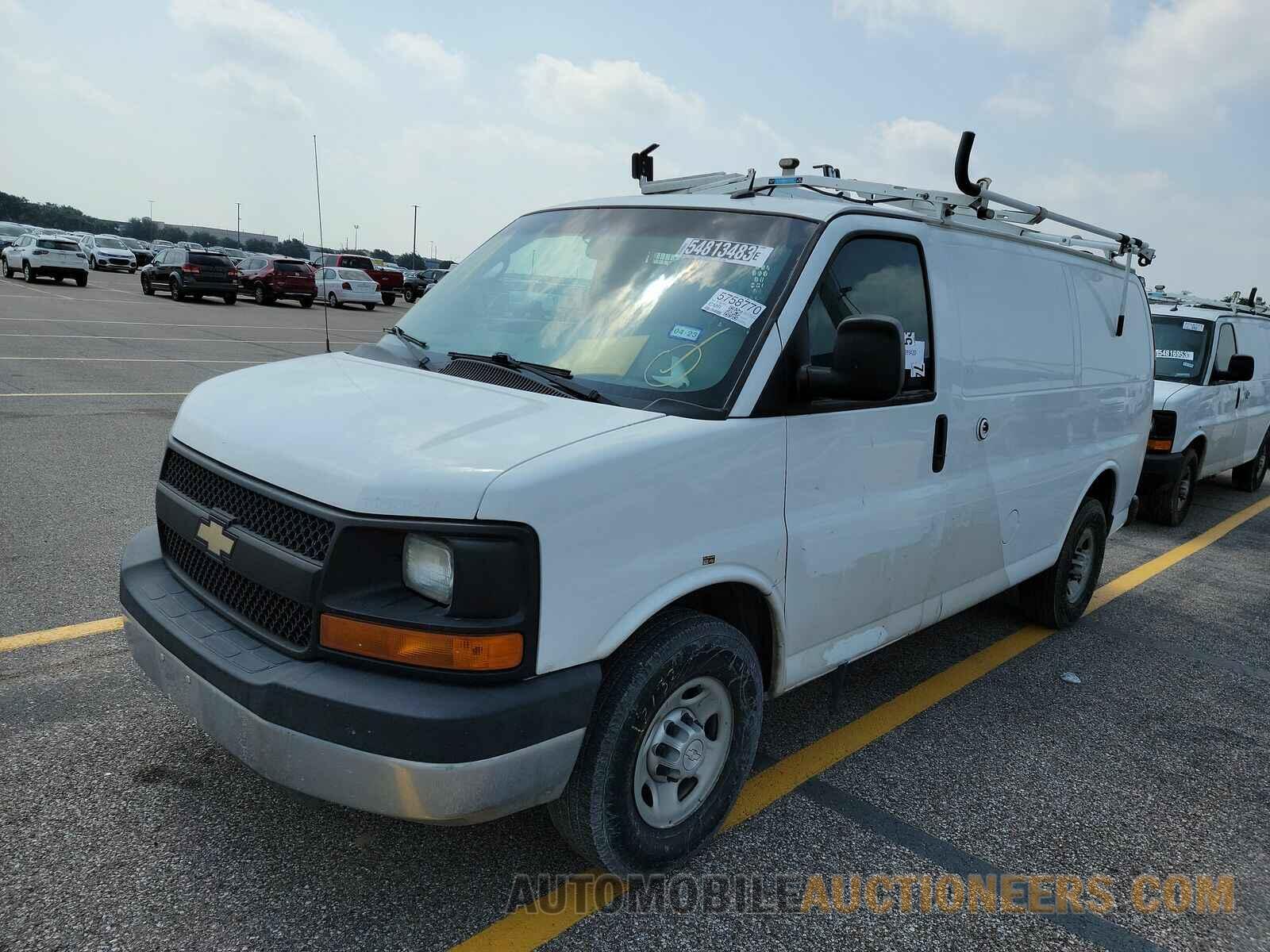 1GCWGFCF0F1129450 Chevrolet Express 2500 2015