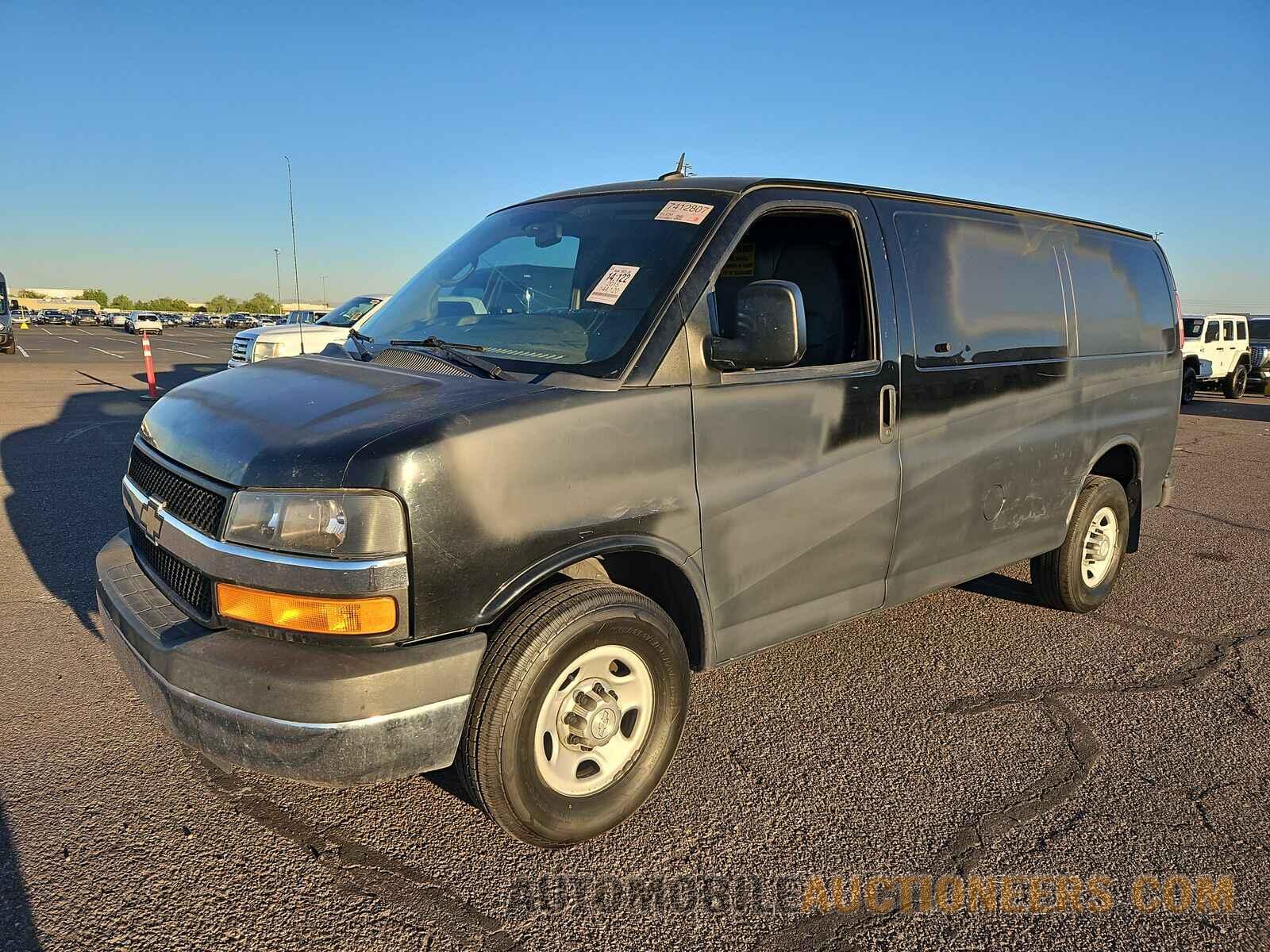 1GCWGFCF1F1180892 Chevrolet Express 2500 2015