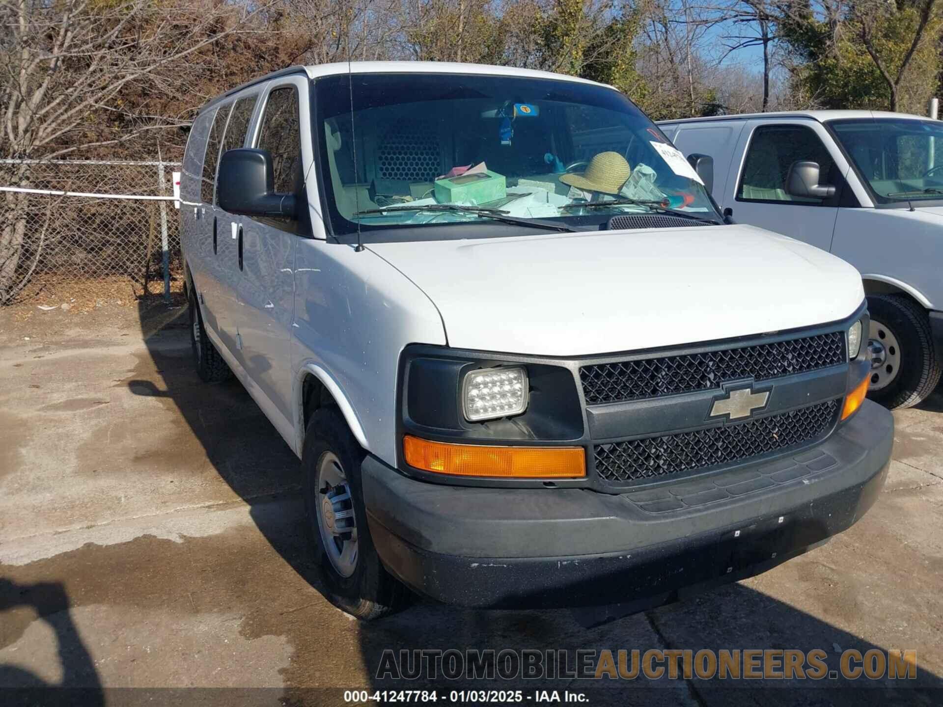 1GCWGFCF1F1199569 CHEVROLET EXPRESS 2500 2015