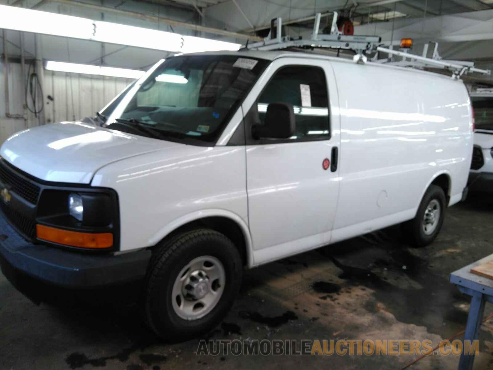 1GCWGFCF5F1160077 Chevrolet Express 2500 2015