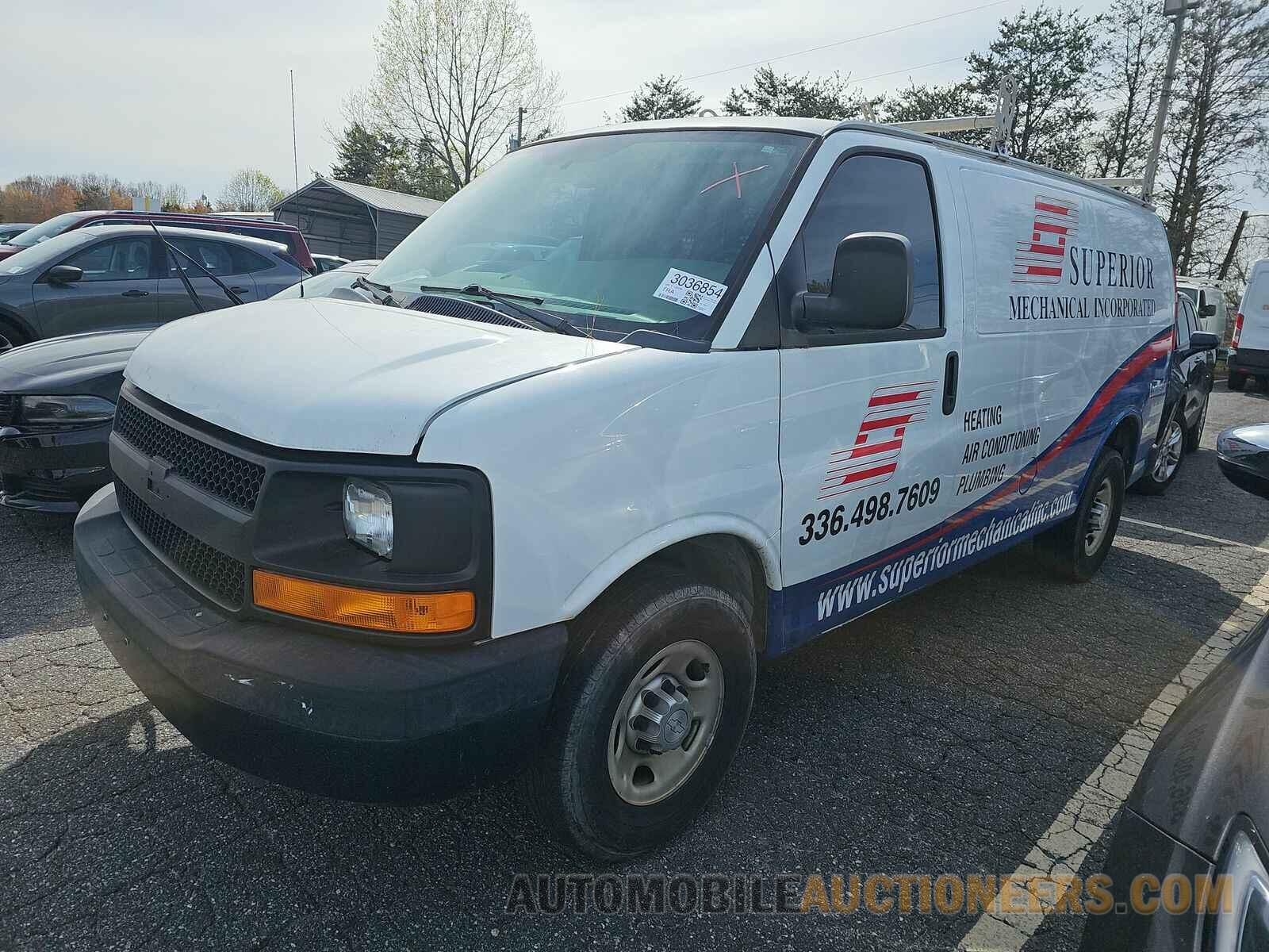 1GCWGFCF7F1145208 Chevrolet Express 2500 2015