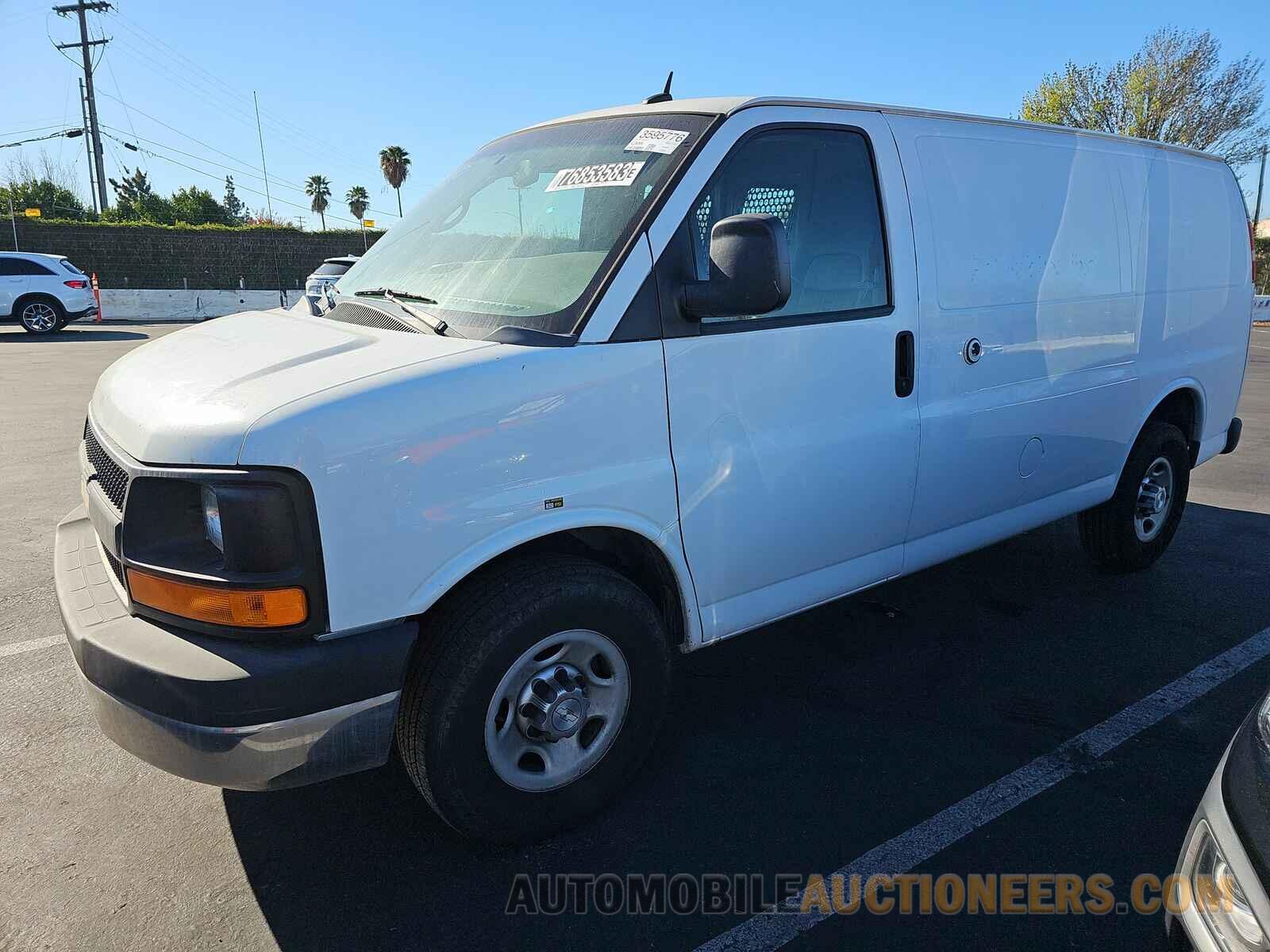 1GCWGFCF8F1130913 Chevrolet Express 2500 2015