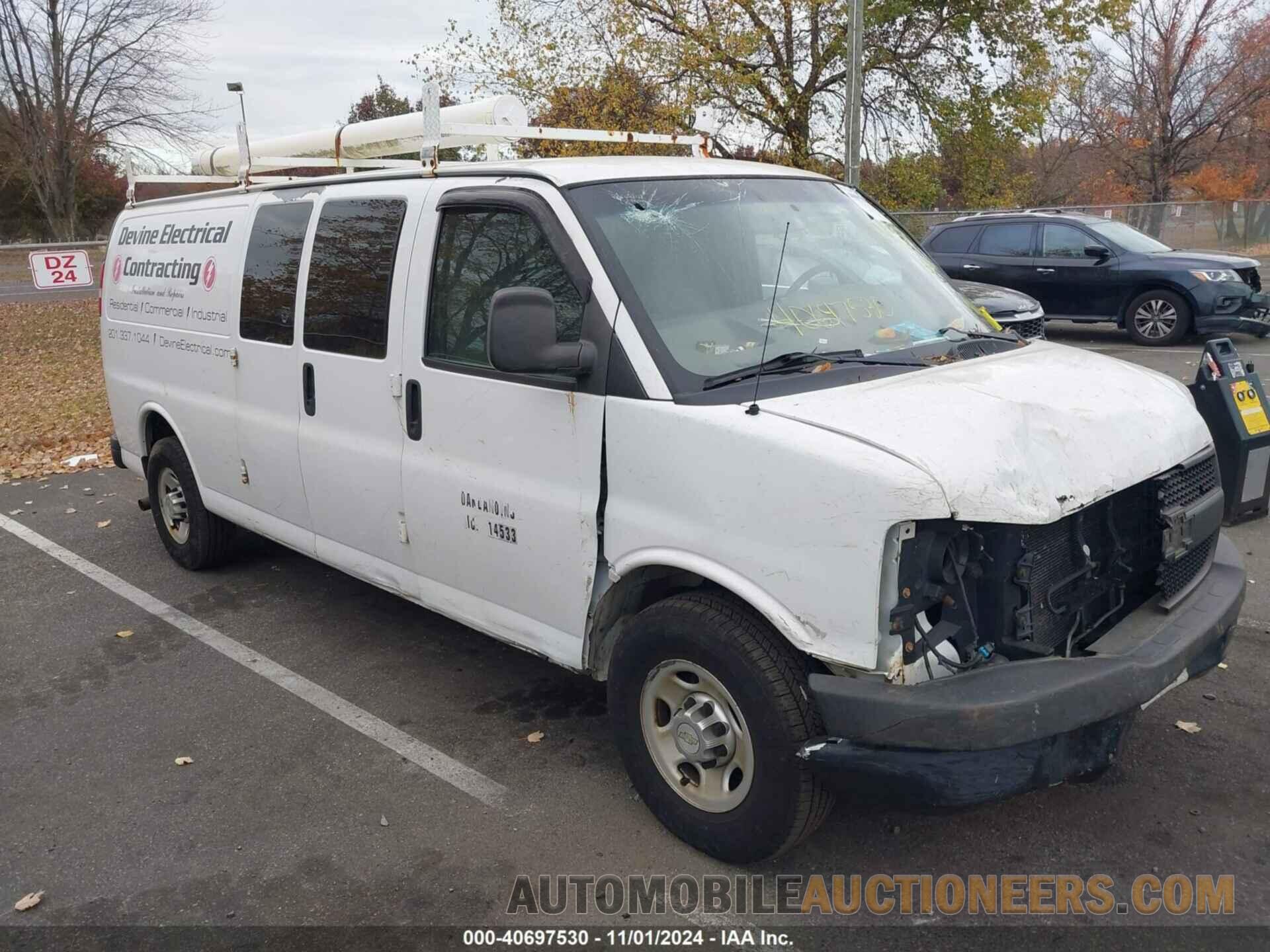 1GCWGGCA5B1115404 CHEVROLET EXPRESS 2500 2011