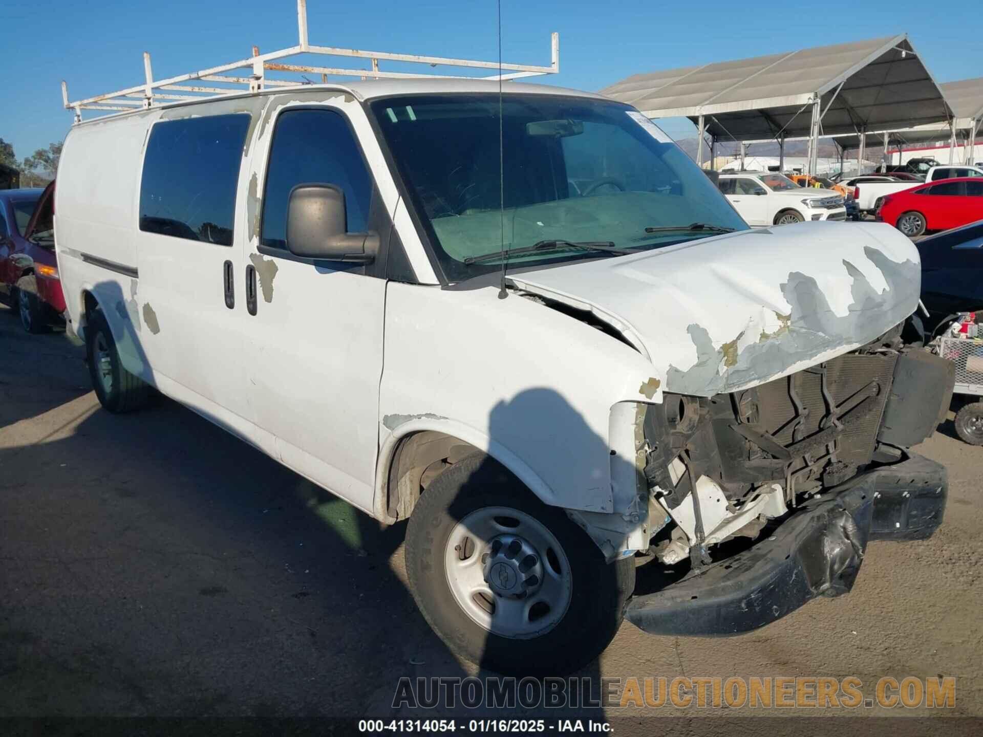 1GCWGGCG4C1136329 CHEVROLET EXPRESS 2500 2012