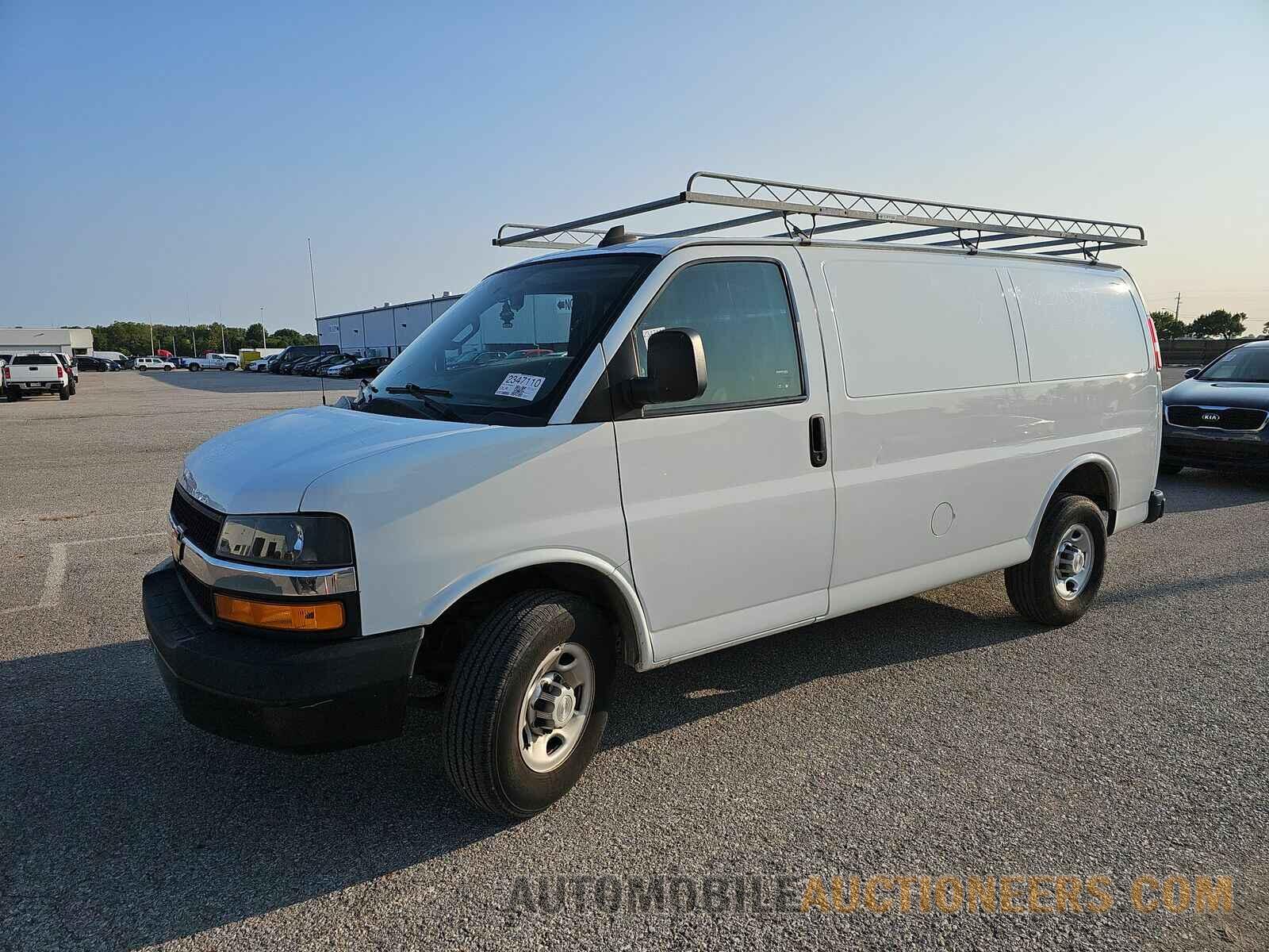 1GCZGGFG3K1368685 Chevrolet Express 3 2019