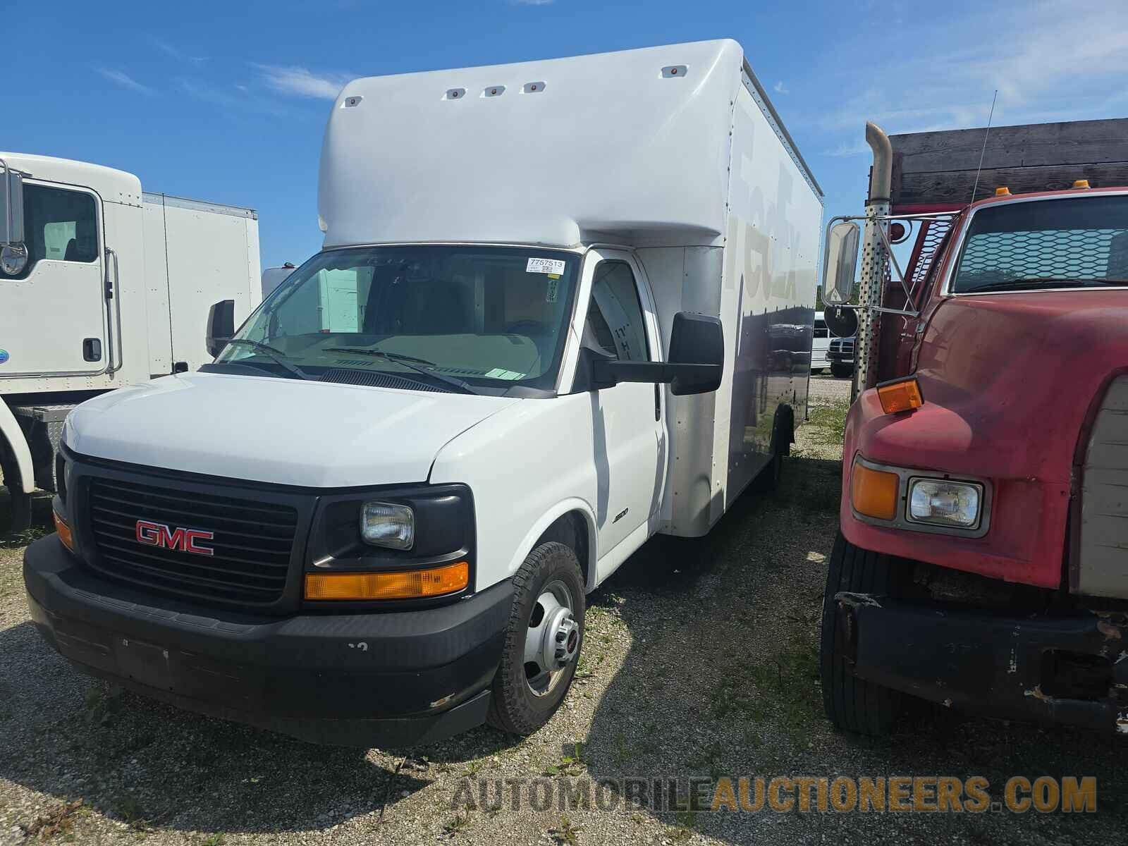 1GD67VCG9H1165316 GMC Savana 2017