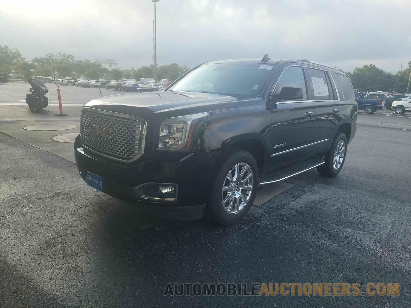 1GKS1CKJ4HR155546 GMC Yukon Denali 2017