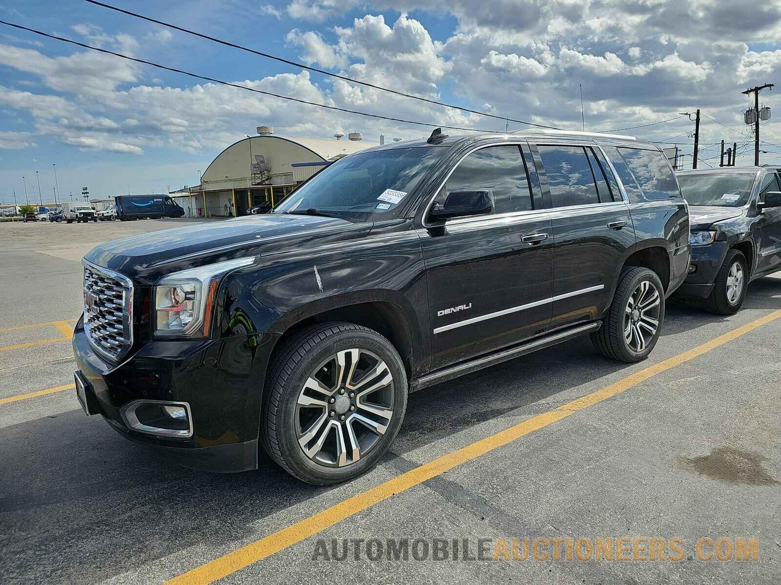 1GKS1CKJ9JR222793 GMC Yukon Denali 2018